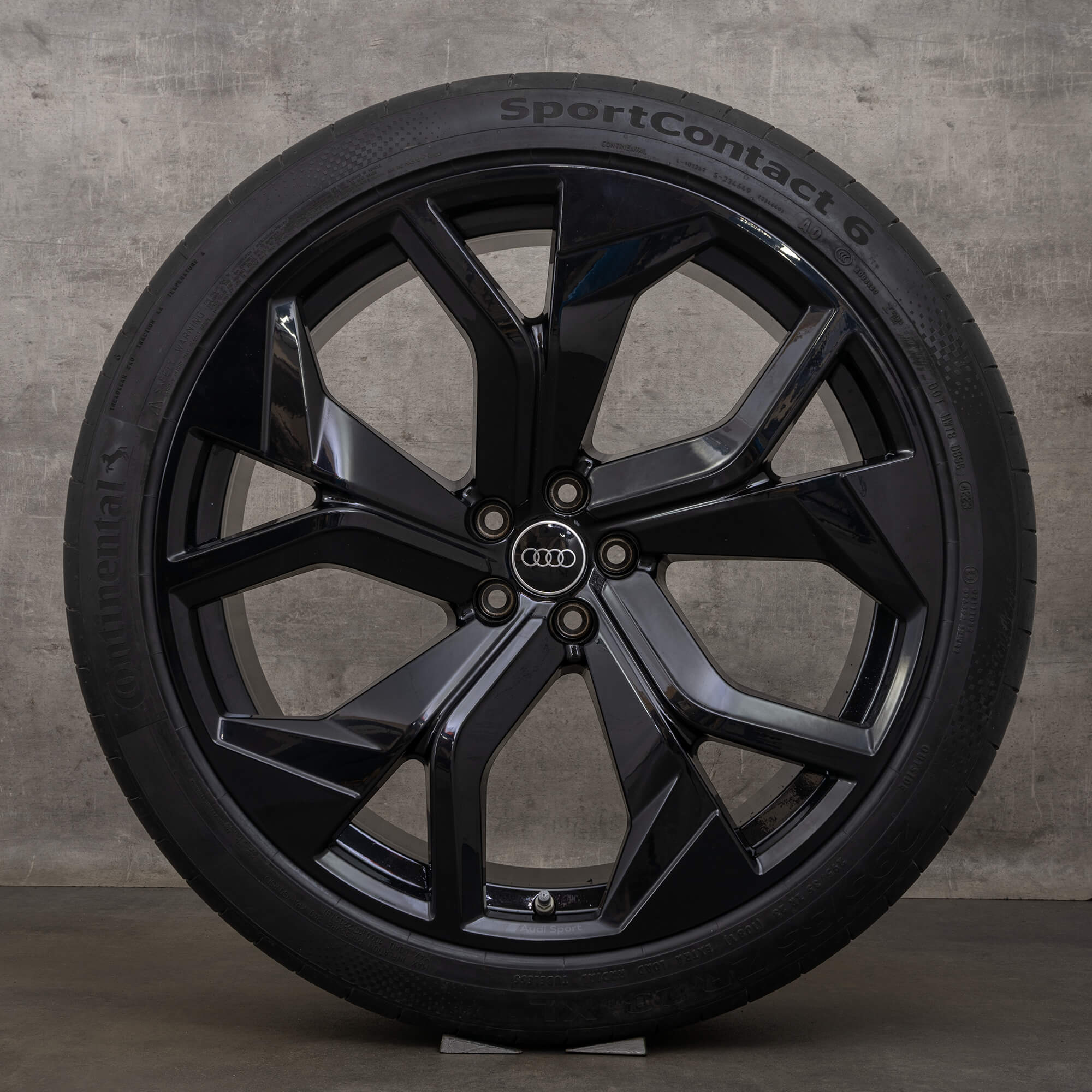 Jantes de pneus verão originais Audi RS Q8 4M8 23 polegadas 4M8601025DC preto