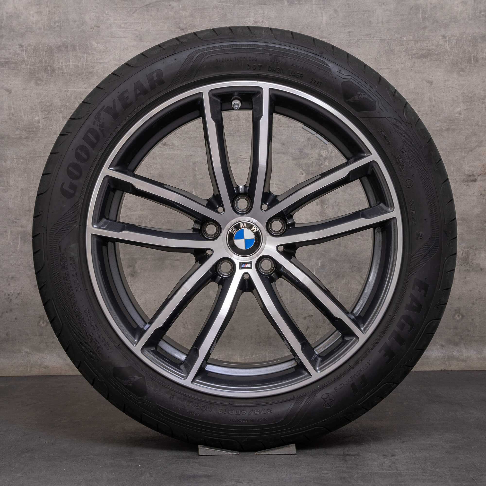 OEM BMW 5 series winter wheels 18 inch G30 G31 rims styling 662 M 8093915 8093916 orbit gray glossy turned