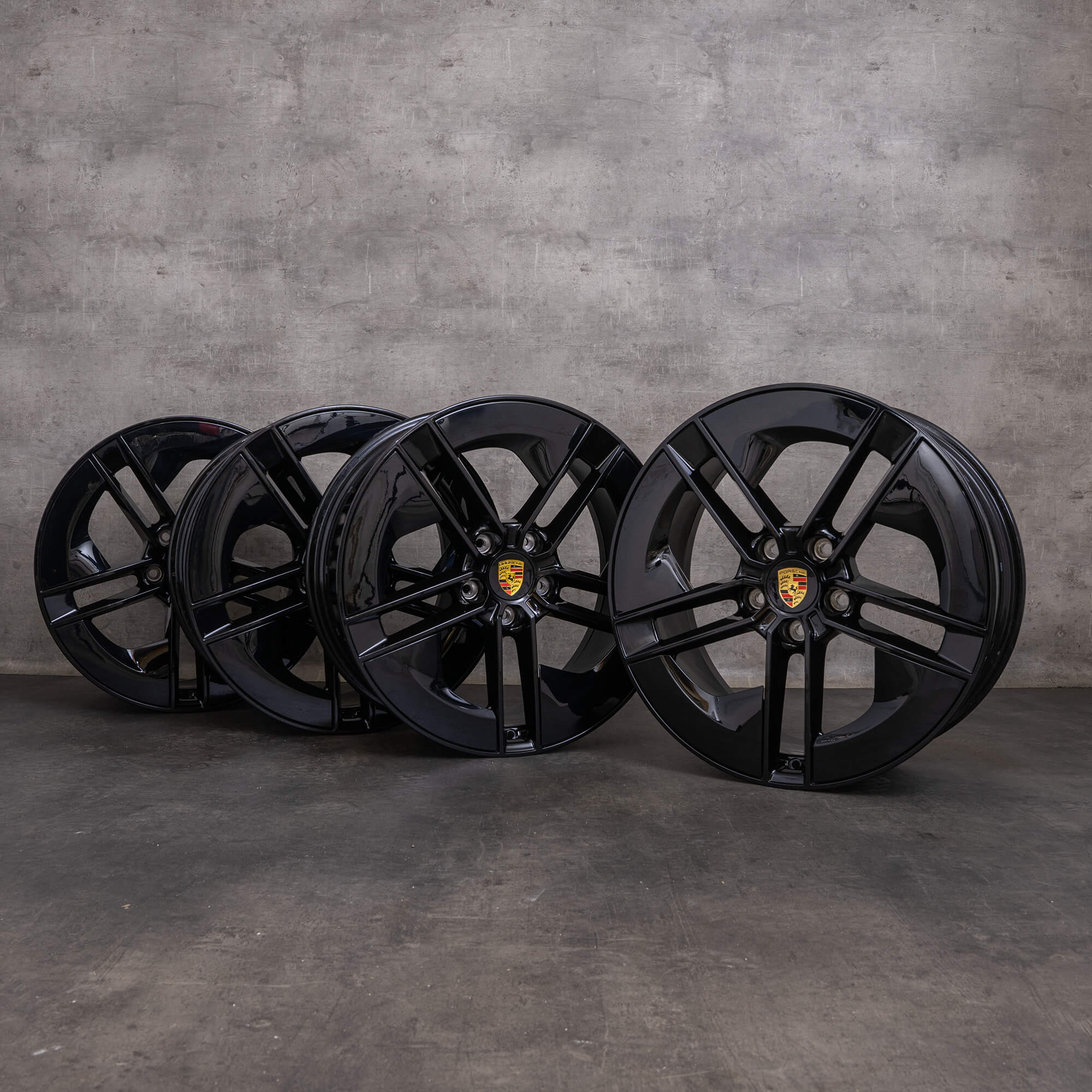 Original Porsche Taycan 9J1 II Felgen 21 Zoll 9J1 II 9J1601025CA CB 9J1601025CH CG schwarz glanz NEU