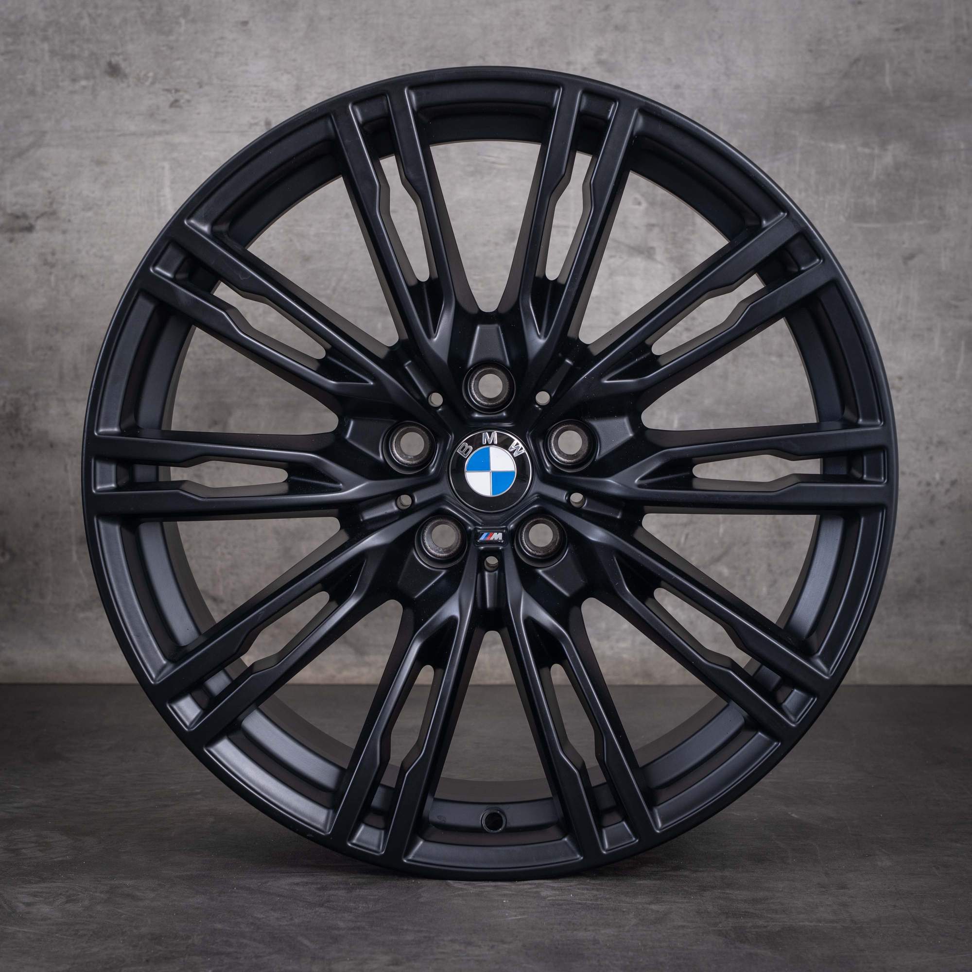 Jantes d'origine BMW M2 M3 M4 19 pouces G87 G80 G82 G83 style 829 M références 8093844 8093845 noir jais mat