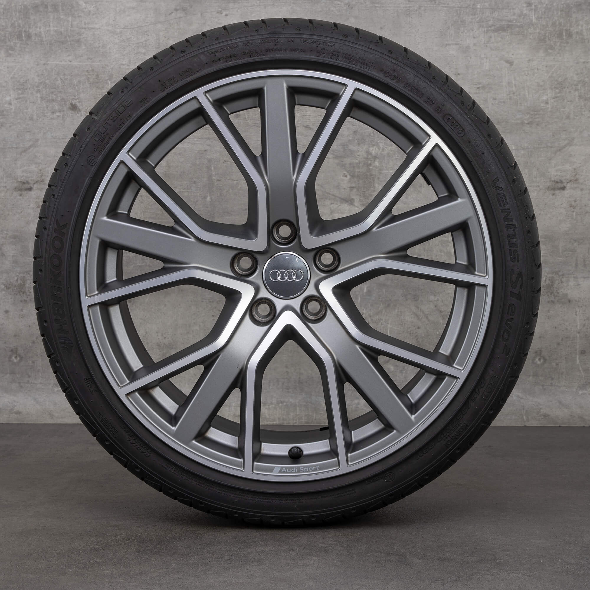 Audi 19 inch rims A4 S4 B9 8W 8W0601025DH summer tires wheels 6 mm