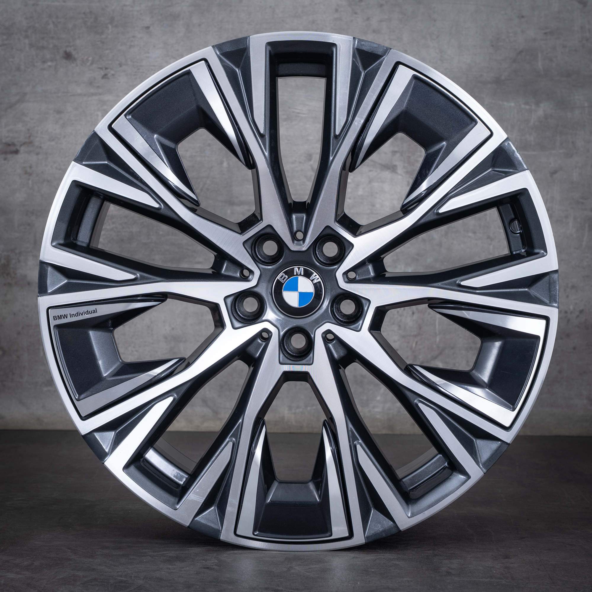 Oryginalne felgi BMW 20 cali seria 4 i4 G26 Gran Coupe Styling 862i 8747310 8747311 orbit grey glossy turned