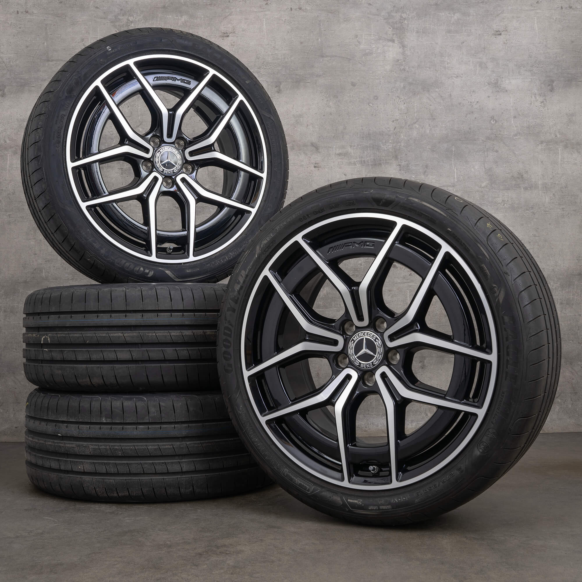 Genuine Mercedes Benz Classe E AMG estate ruote 19 pollici W213 S213 C238 A238 cerchi A2134016500 A2134016600 nero lucido girato NUOVO
