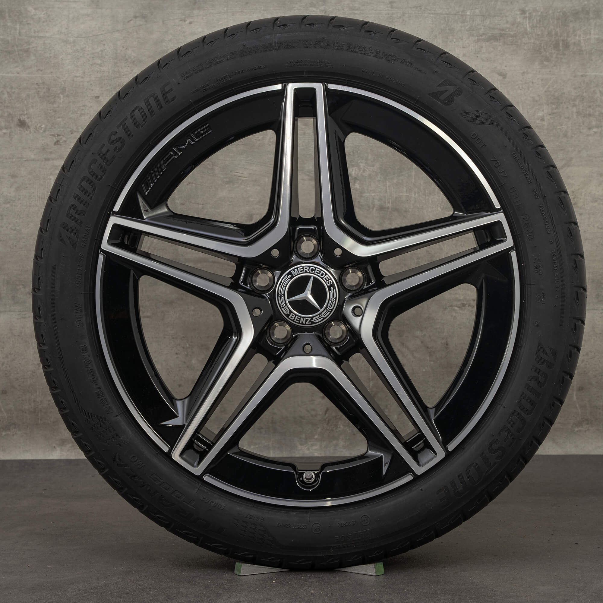 Alkuperäiset Mercedes Benz A-sarjan A35 AMG vanteet 18 tuuman W177 V177 kesäpyörät A1774014000 himalajanharmaa kiillotettu UUSI