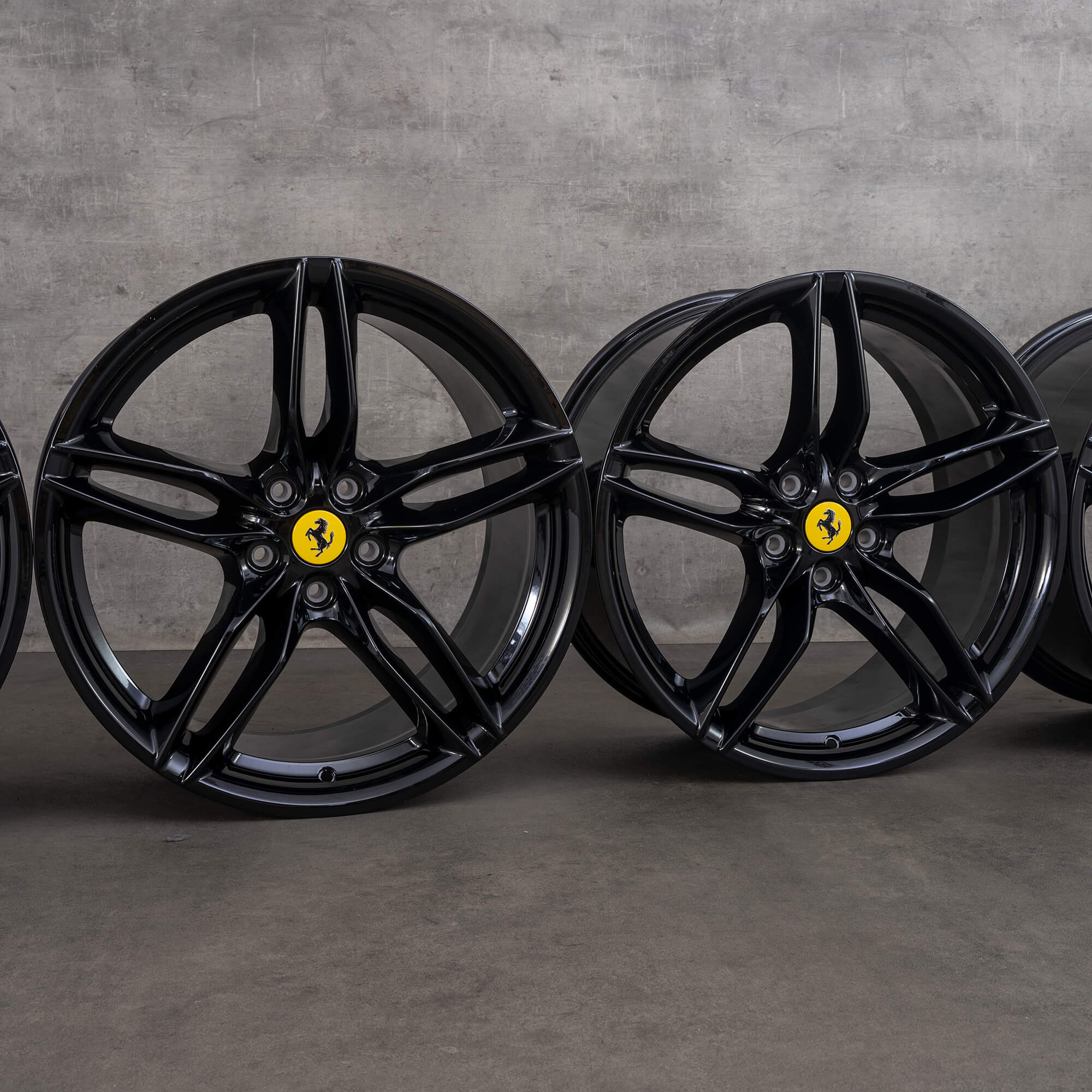 Ferrari 812 Superfast 20-calowe felgi aluminiowe 324 324158 324159 NOWOŚĆ