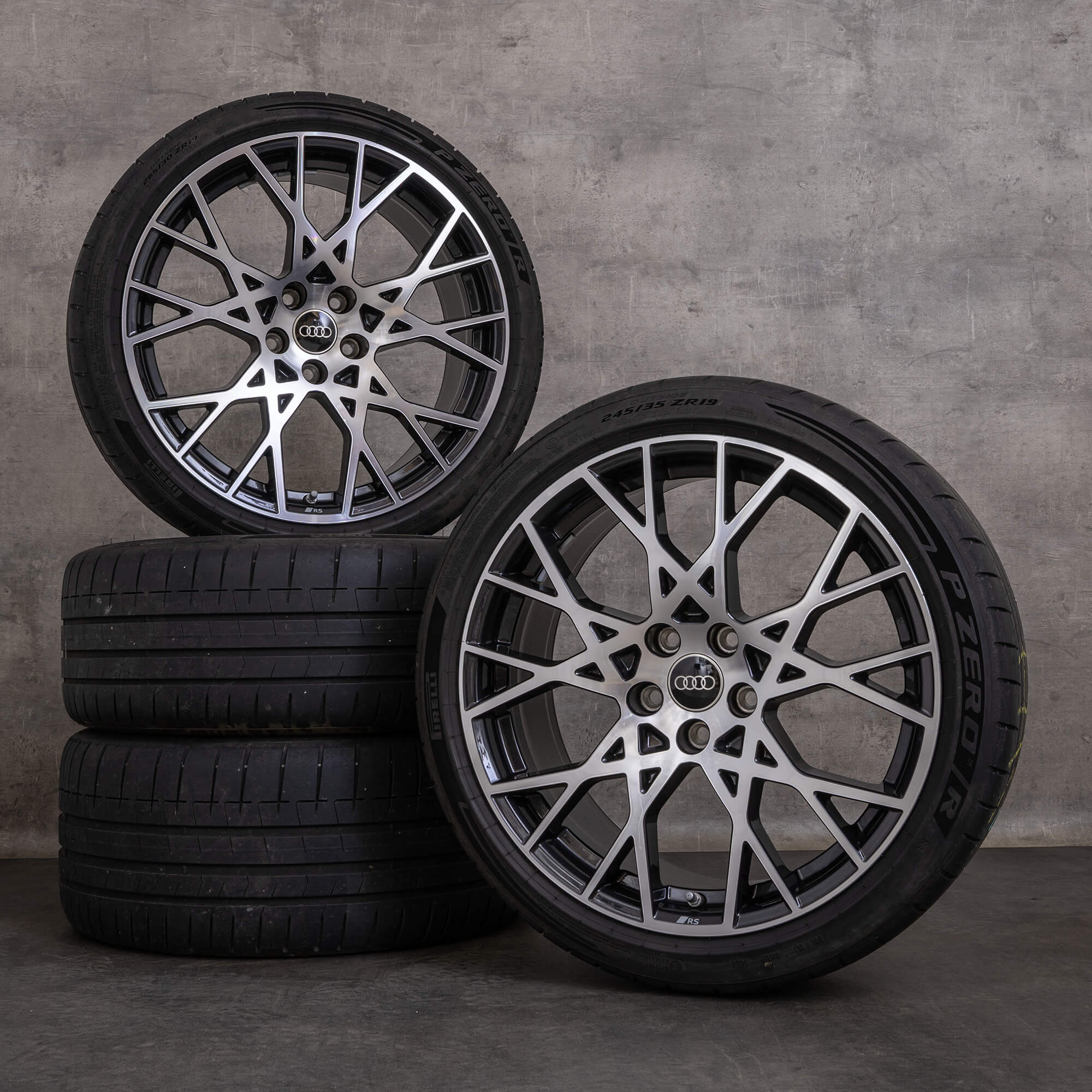 Original Audi RS3 Winterräder 19 Zoll 8Y RS Felgen 8Y0601025CK 8Y0601025CL titan glanzgedreht