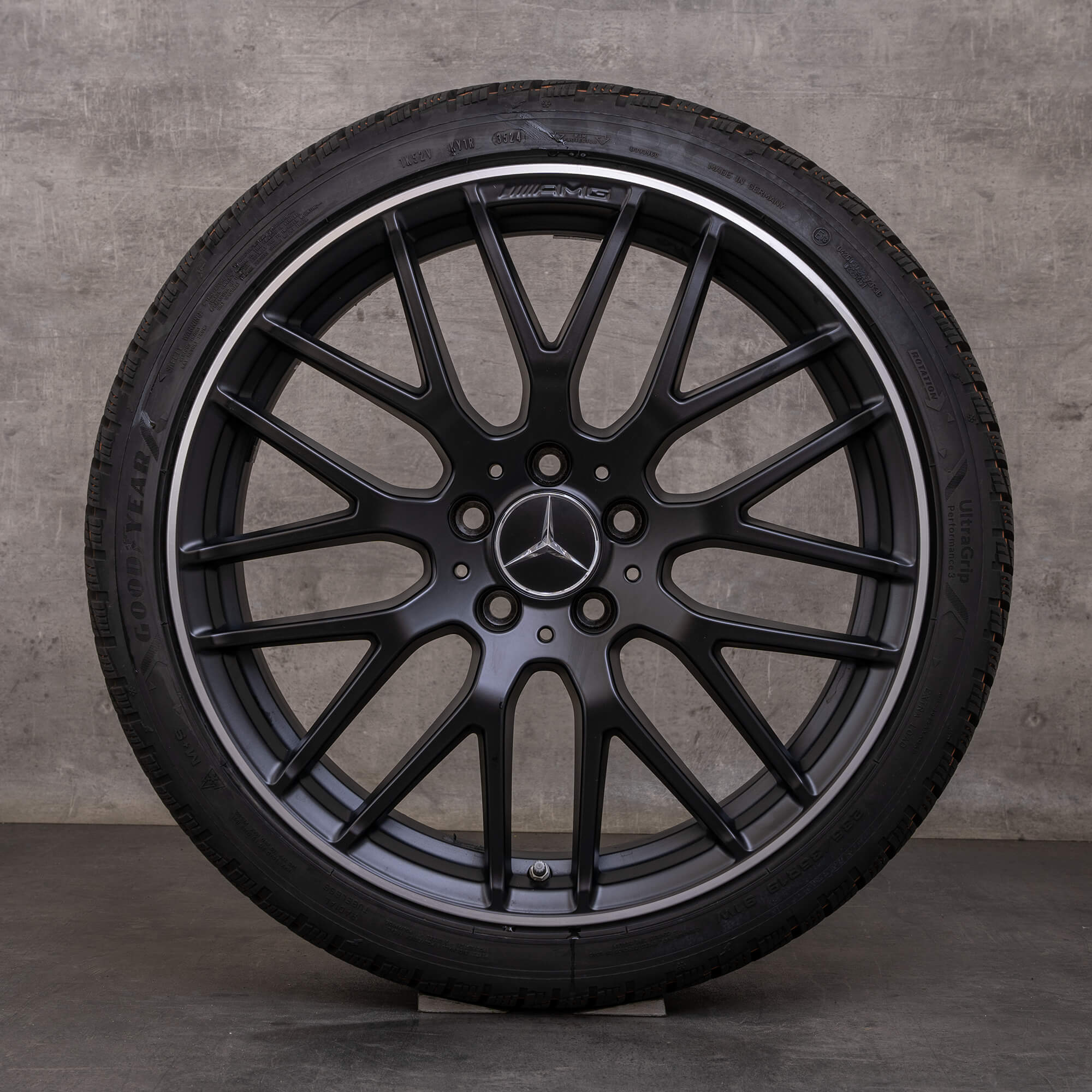 Alkuperäiset Mercedes Benz A-sarjan A45 CLA 45 AMG vanteet 19 tuuman W176 C117 X117 kesäpyörät A1764010900 musta matta kiillotettu