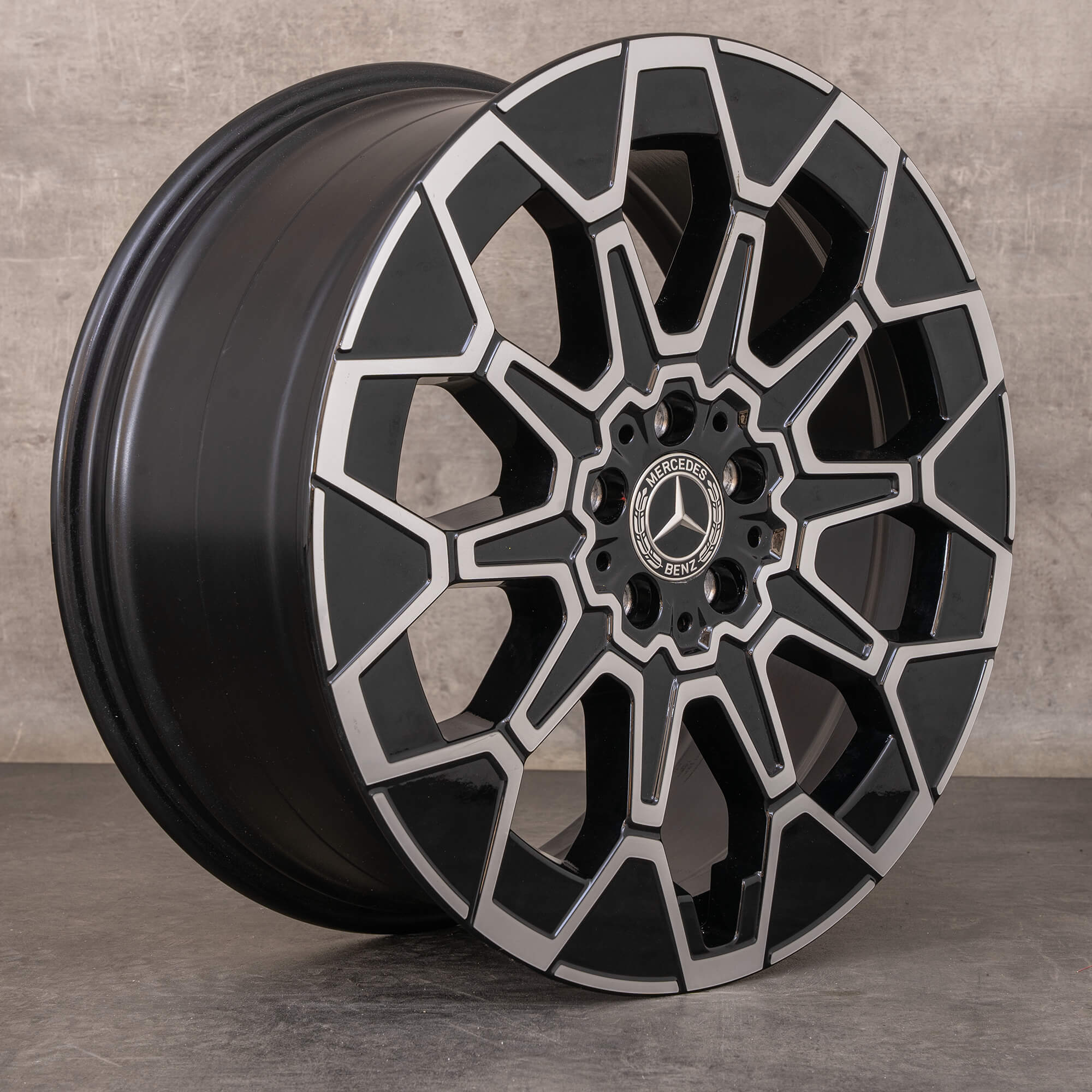Oryginalne felgi Mercedes Benz GLB EQ 20 cali X244 A2444010500 aerodynamika czarne polerowane toczone
