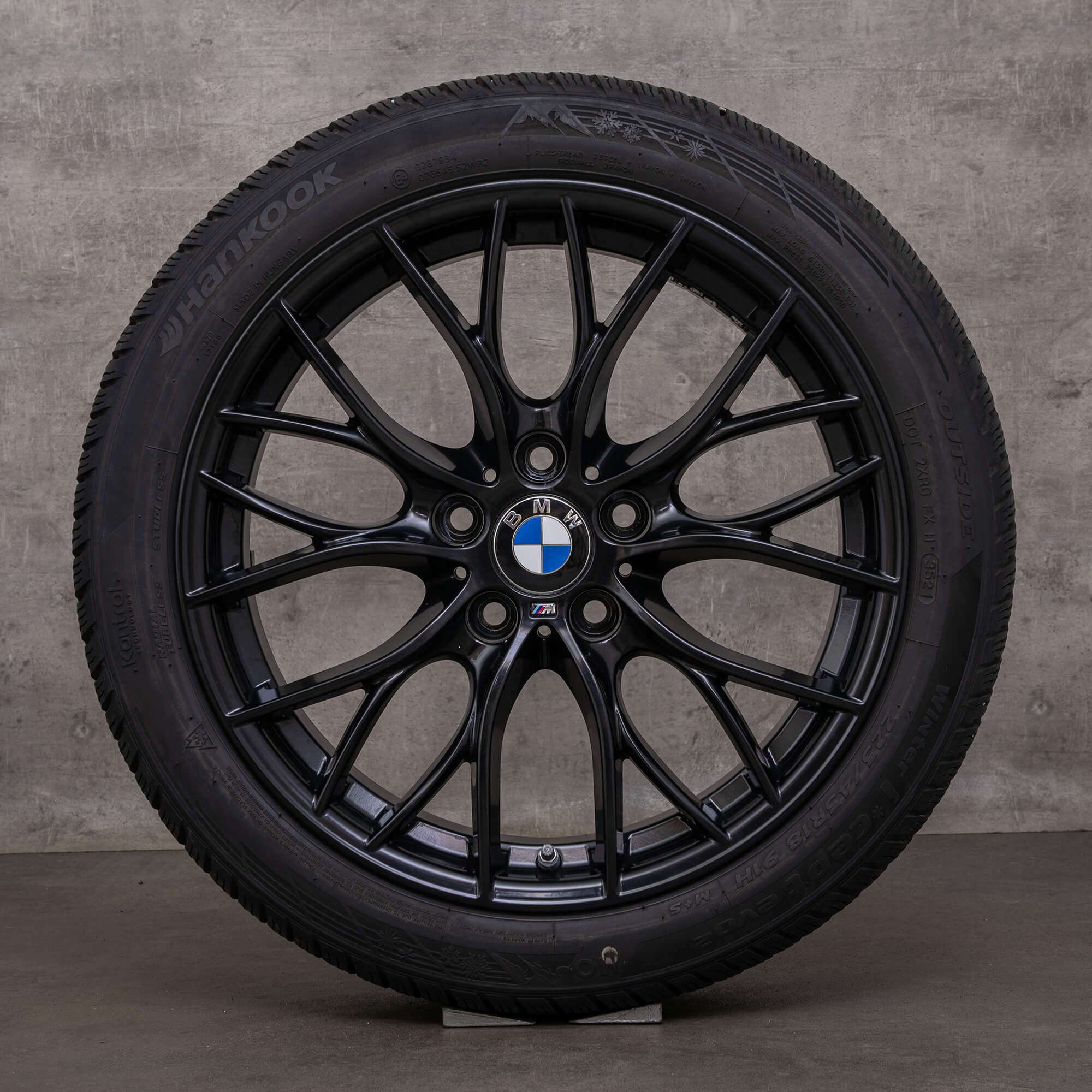 Original BMW Série 3 4 Roues d'hiver 18 pouces F30 F31 F32 F33 Gran Coupé F36 Jantes Styling 405 M 6865157 noir mat