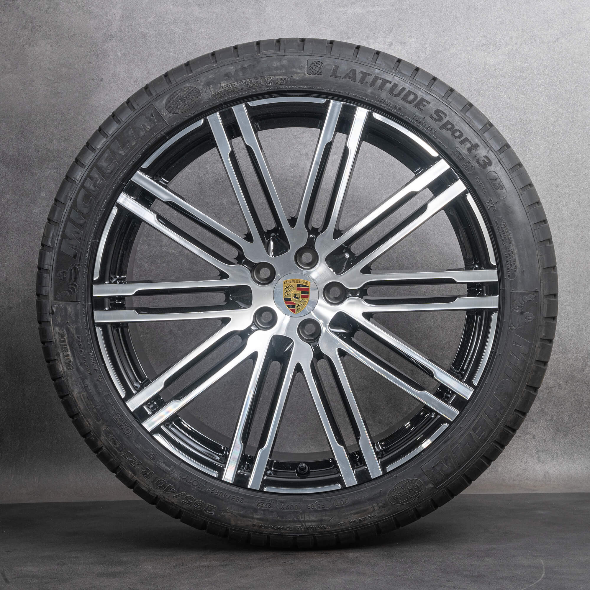 Oryginał Porsche Macan I felgi 21 cali letnie koła 95B601025AT 95B601025BA czarne Polerowane