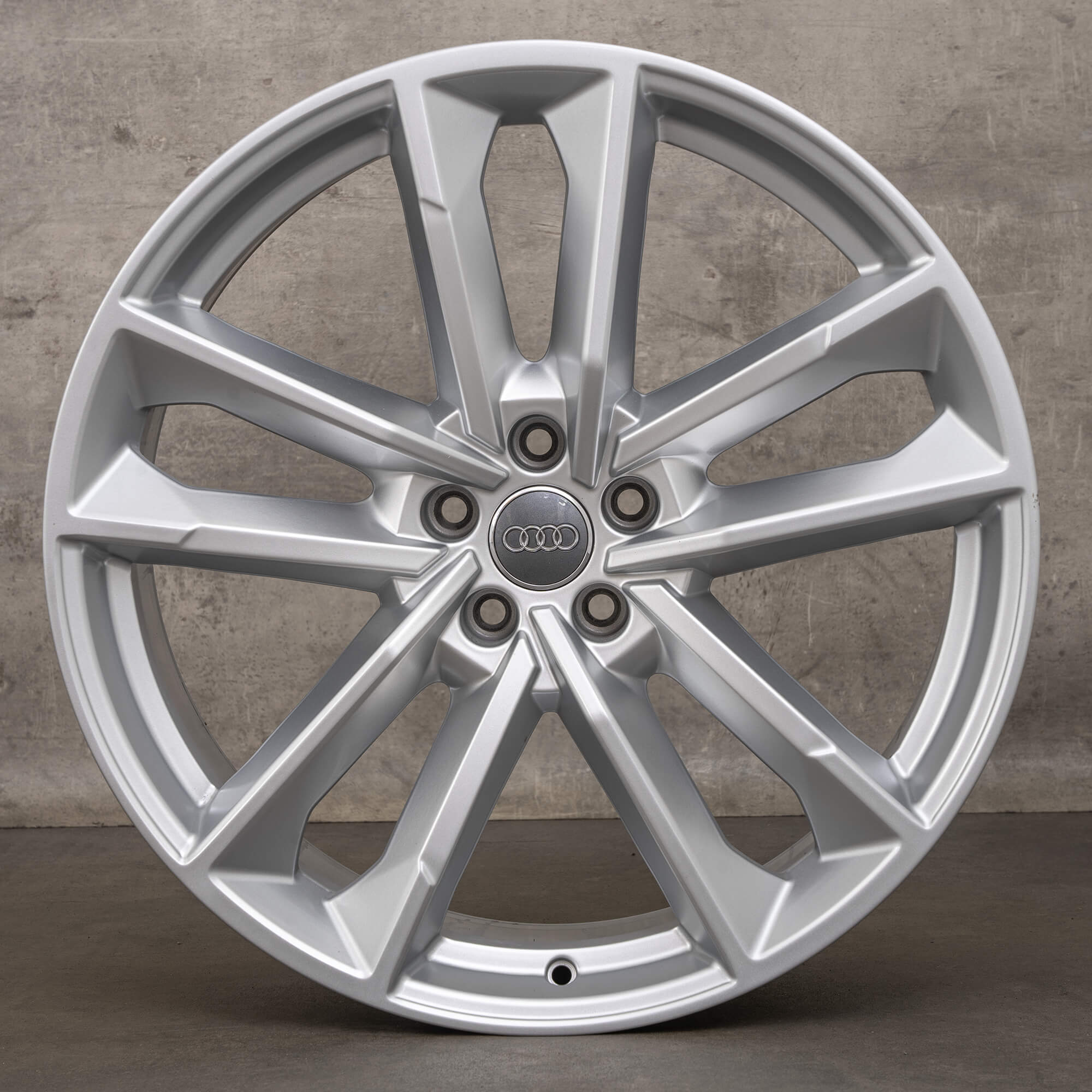 Original Audi A7 S7 RS7 A8 Felgen 21 Zoll 4G D4 4G8601025AQ silber