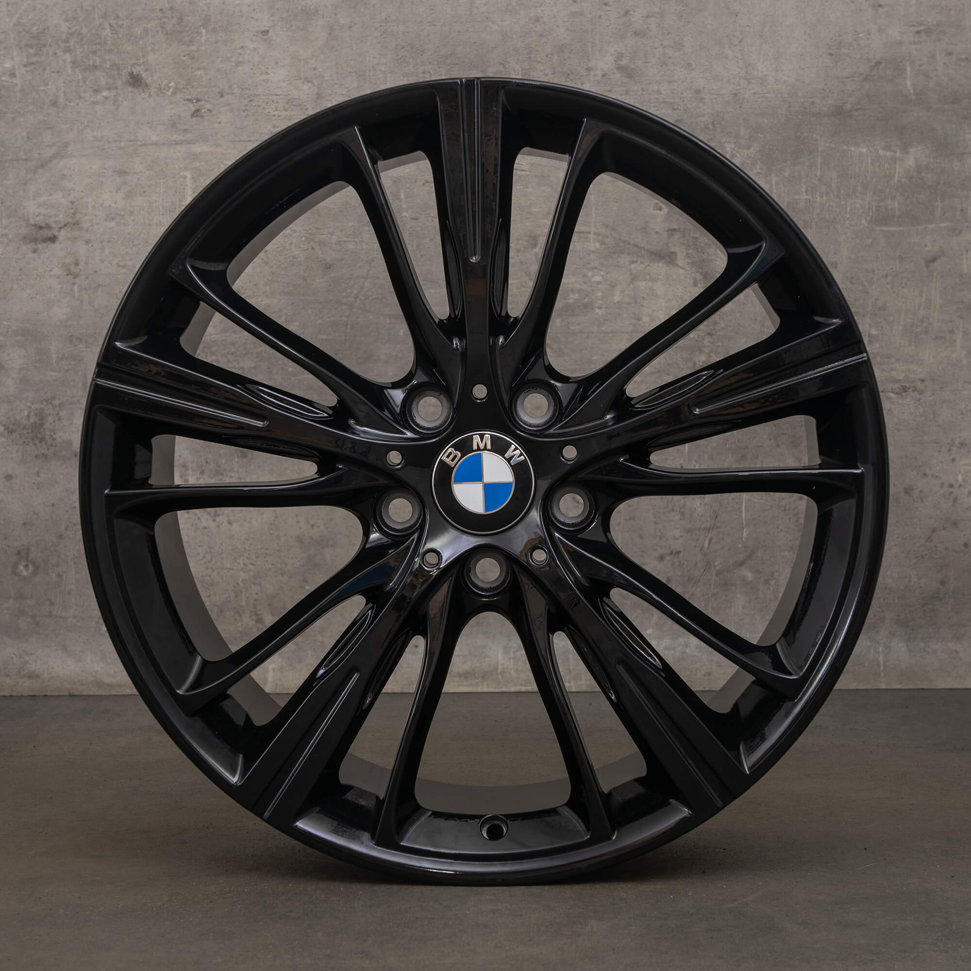 BMW 1シリーズ F20 ホイール OEM BMW 1 Series F20 F21 2 F22 F23 19 inch rims 660 black 6872156
