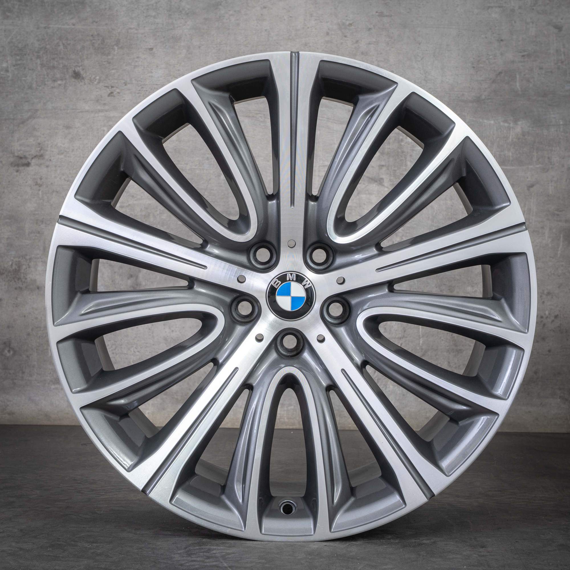 Oryginał BMW serii 7 6 koła 20 cali G11 G12 G32 letnie 6863110 6863111 stylizacja 628 ferric grey polerowane toczone