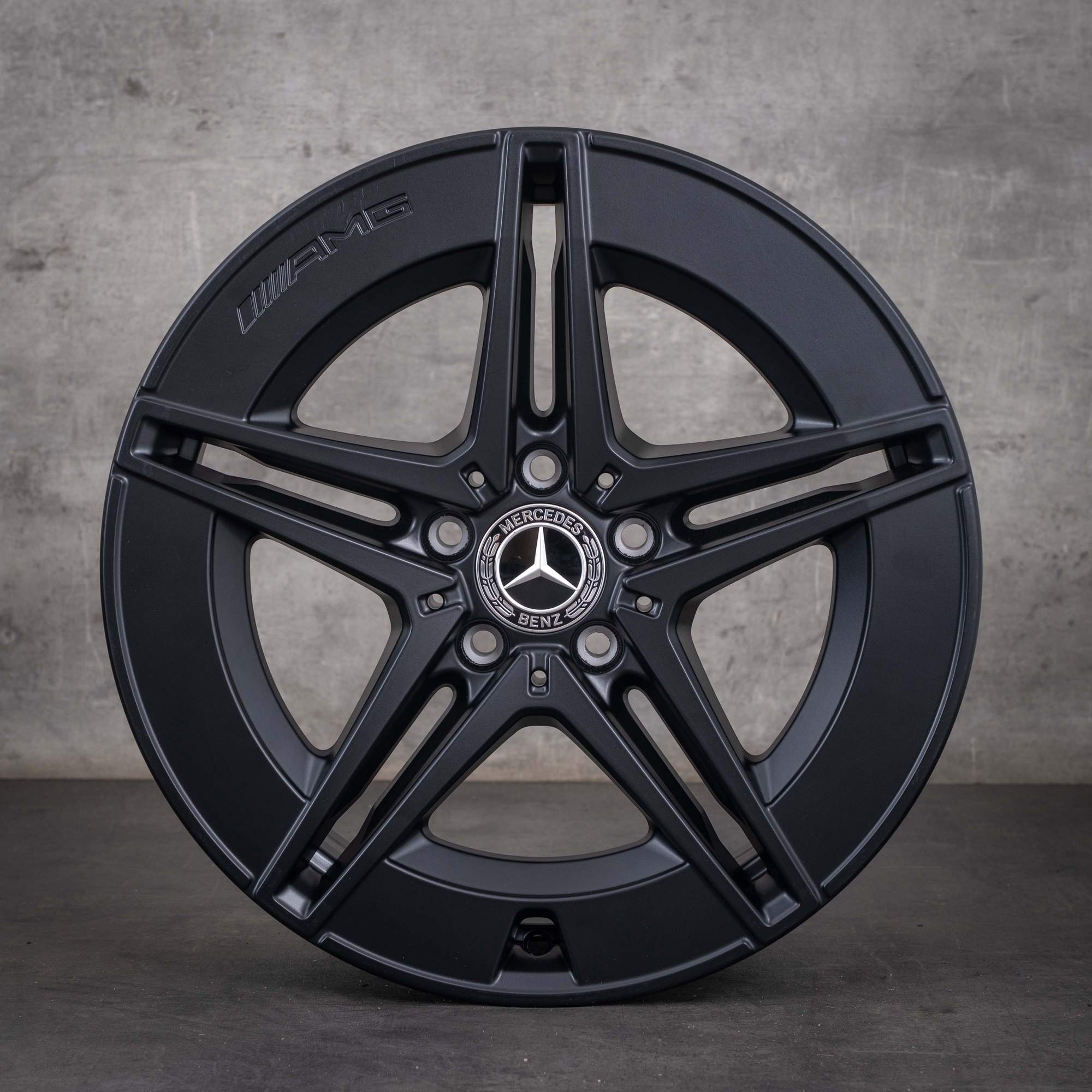 Originale Mercedes-Benz C-Klasse hybridfelger 18 tommer W206 S206 C300e C300de C400e A2064017600 A2064016600 matt svart