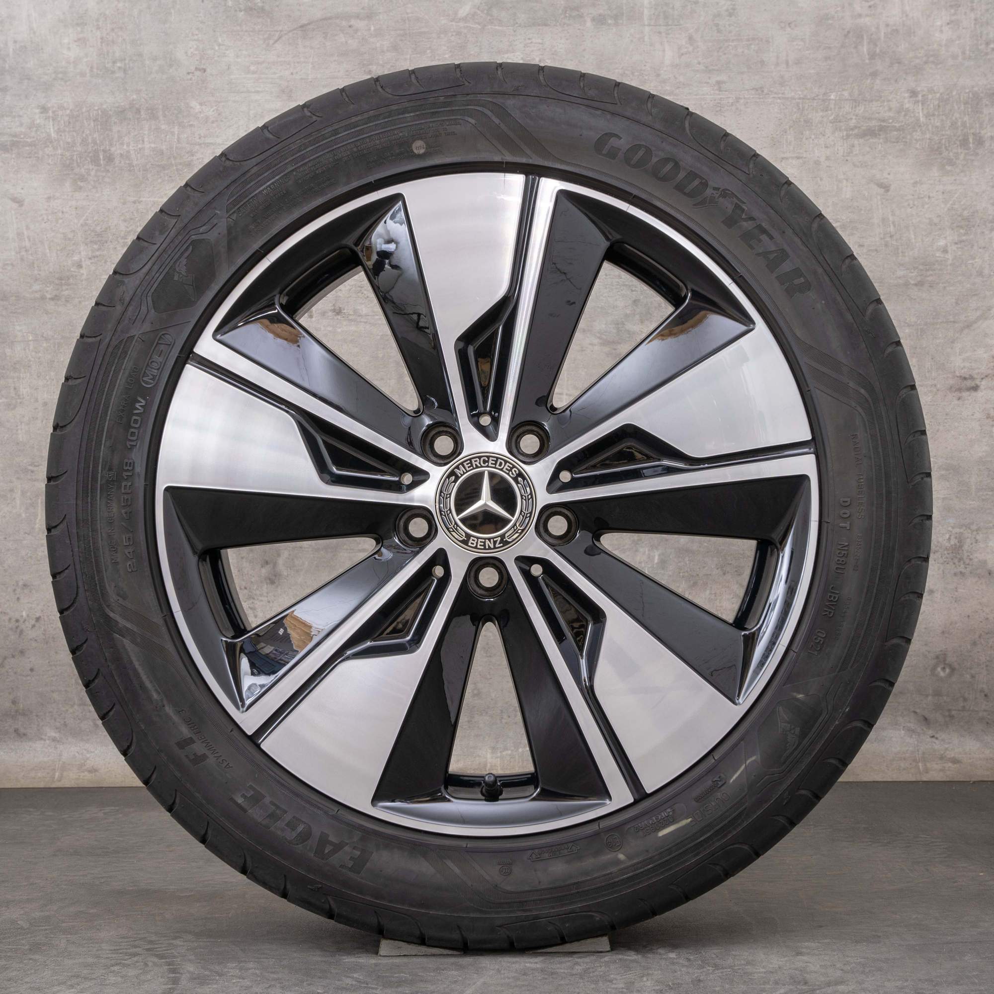 Oryginał Mercedes Benz Klasa V koła 18 cali W447 letnie A4474015500 czarne polerowane toczone