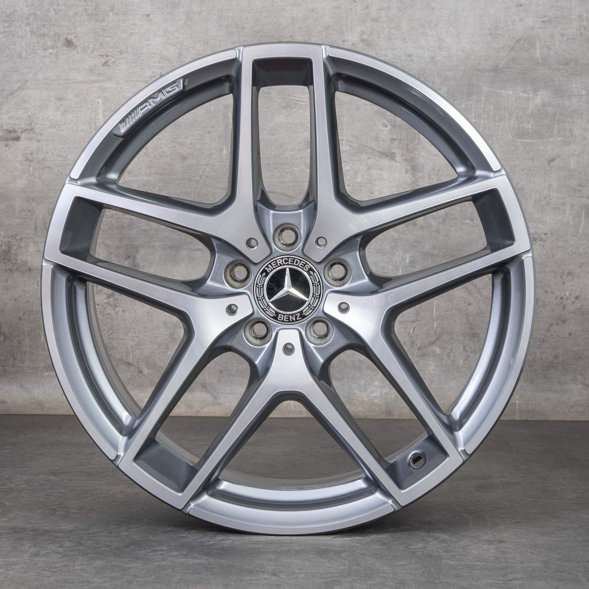 Oryginalne felgi Mercedes Benz GLC & 43 AMG 19 cali C253 X253 A2534011800 szary himalaya polerowane aluminiowe