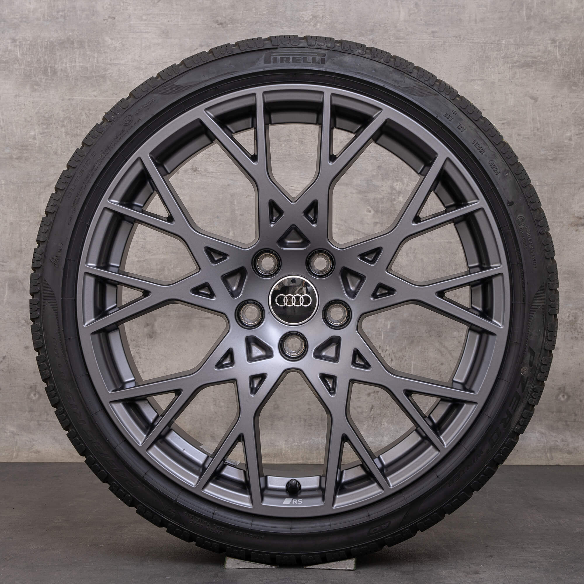 Original Audi RS3 Winterräder 19 Zoll 8Y Felgen 8Y0601025DE 8Y0601025DD grau seidenmatt