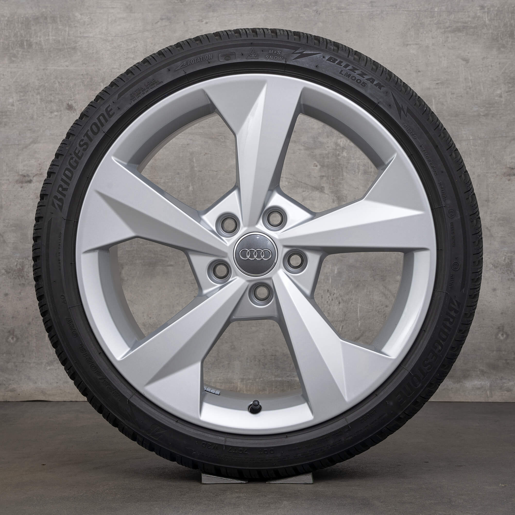 Audi A3 S3 8Y rodas de inverno pneus jantes alumínio 18 polegadas 8Y0601025J 7
