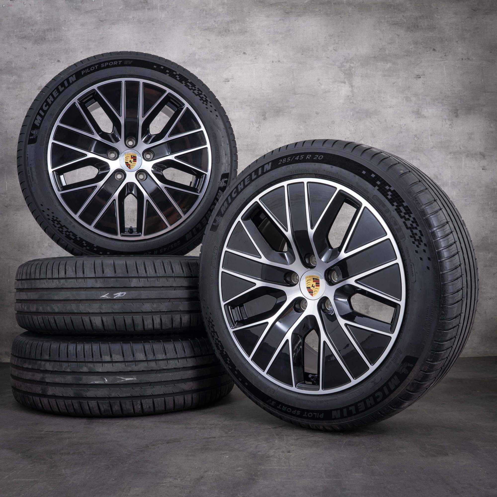 Oryginalne koła zimowe do Porsche Macan 20 cali felgi H2 Electric 95C044600B czarne z efektem diamond cut
