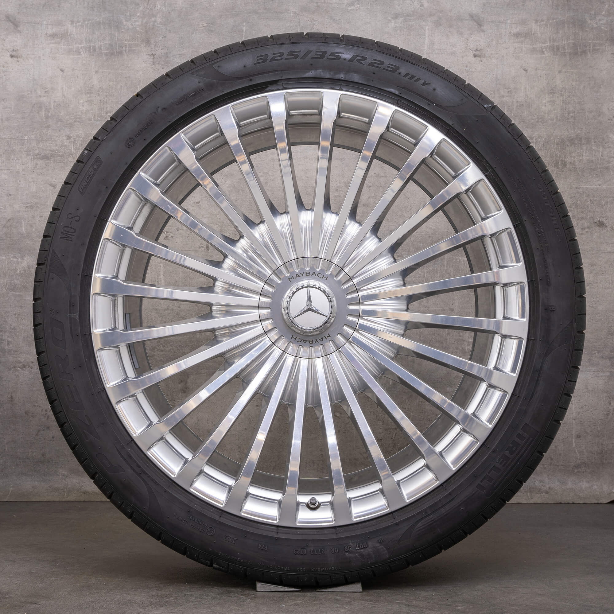 Originální alu kola MAYBACH GLS 600 23 palců X167 letni A1674011600 A1674011700 chromová