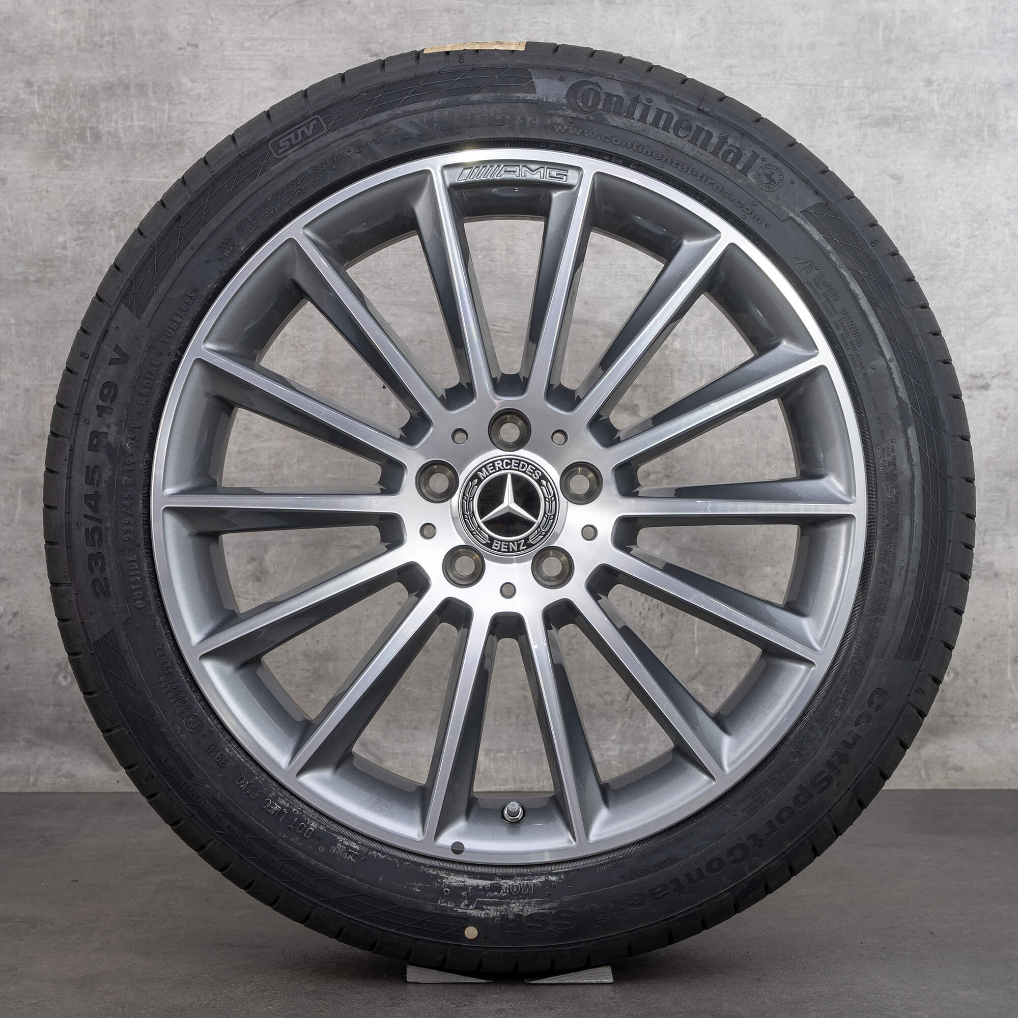 Original Mercedes Benz GLA AMG Felgen 19 Zoll X156 Sommerräder A1564012800 himalaya grey glanzgedreht