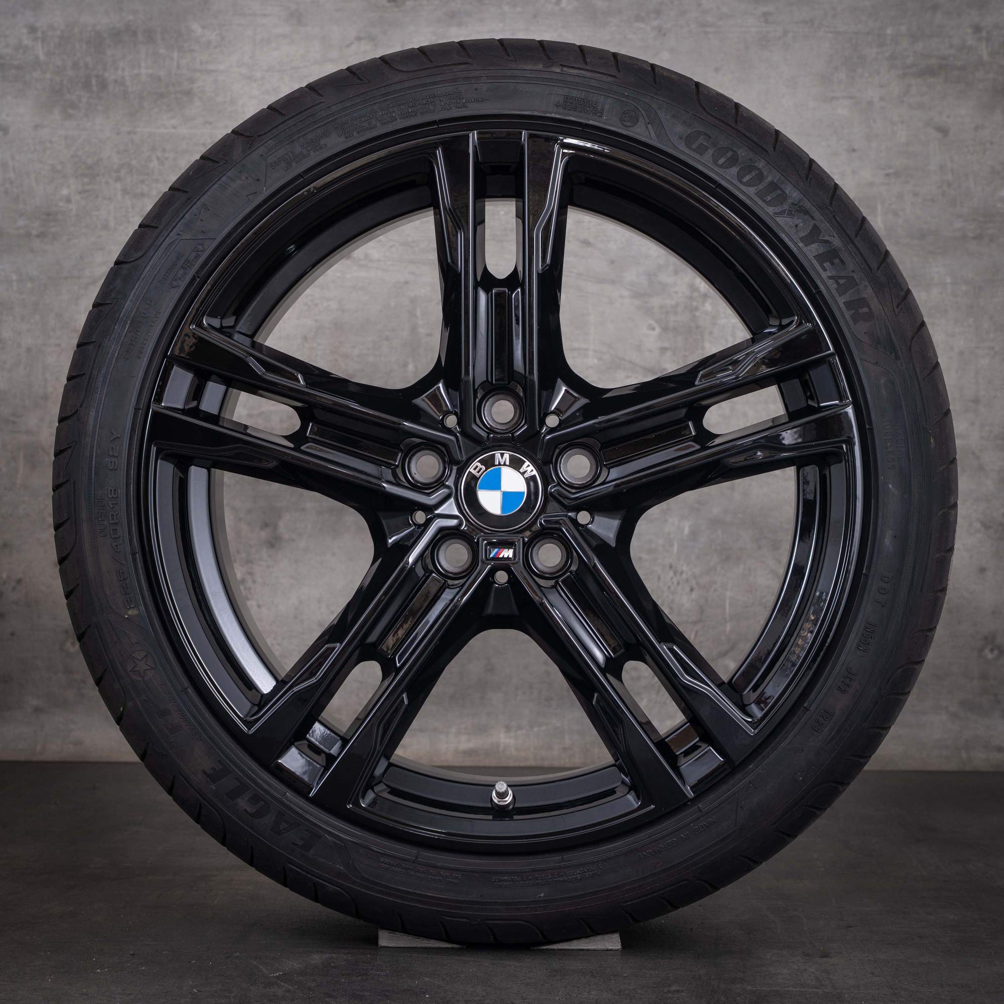 Original BMW 1er 2er Felgen 18 Zoll F40 F44 Gran Coupe Sommerräder Styling 819 8092352 jet black