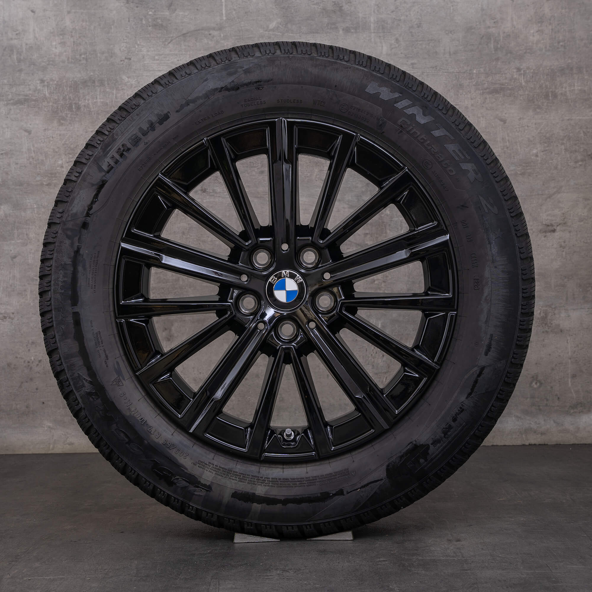 Oryginalne felgi BMW serii 2 17 cali U06 Active Tourer letnie koła stylizacja 833 6891174 jet black