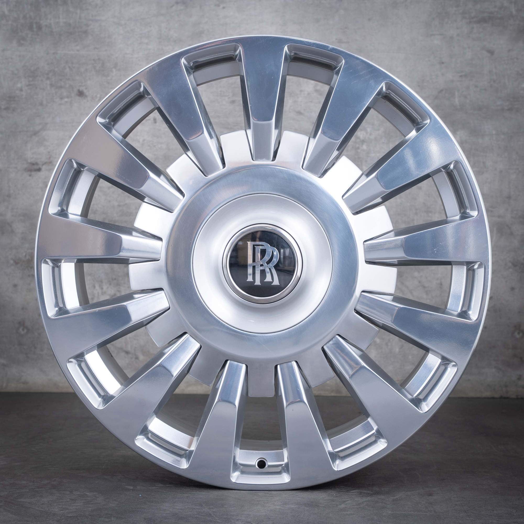Alkuperäiset Rolls-Royce Phantom 8 vanteet 22 tuuman Styling 7-Spoke 679 6883747 6883748 kromi kiiltävä