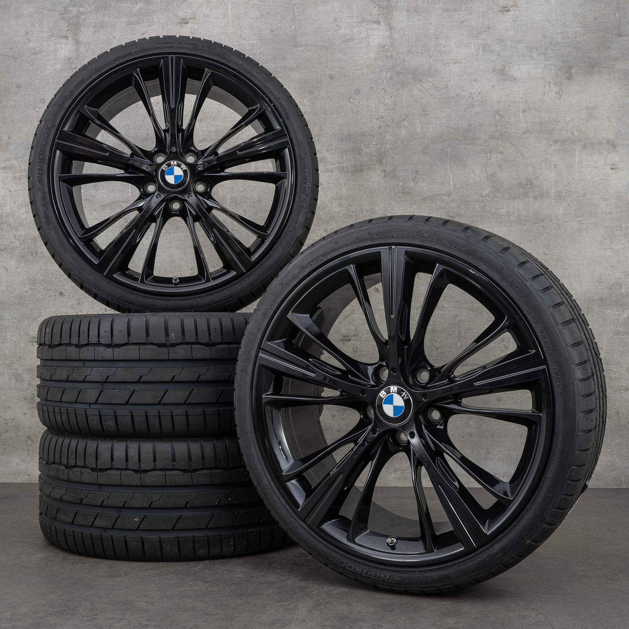 Original BMW 3-serie 4 fälgar 20 tum F30 F31 F32 F33 F36 Gran Coupe Summer Wheel Styling 660 6872158 6872159 svart högglans