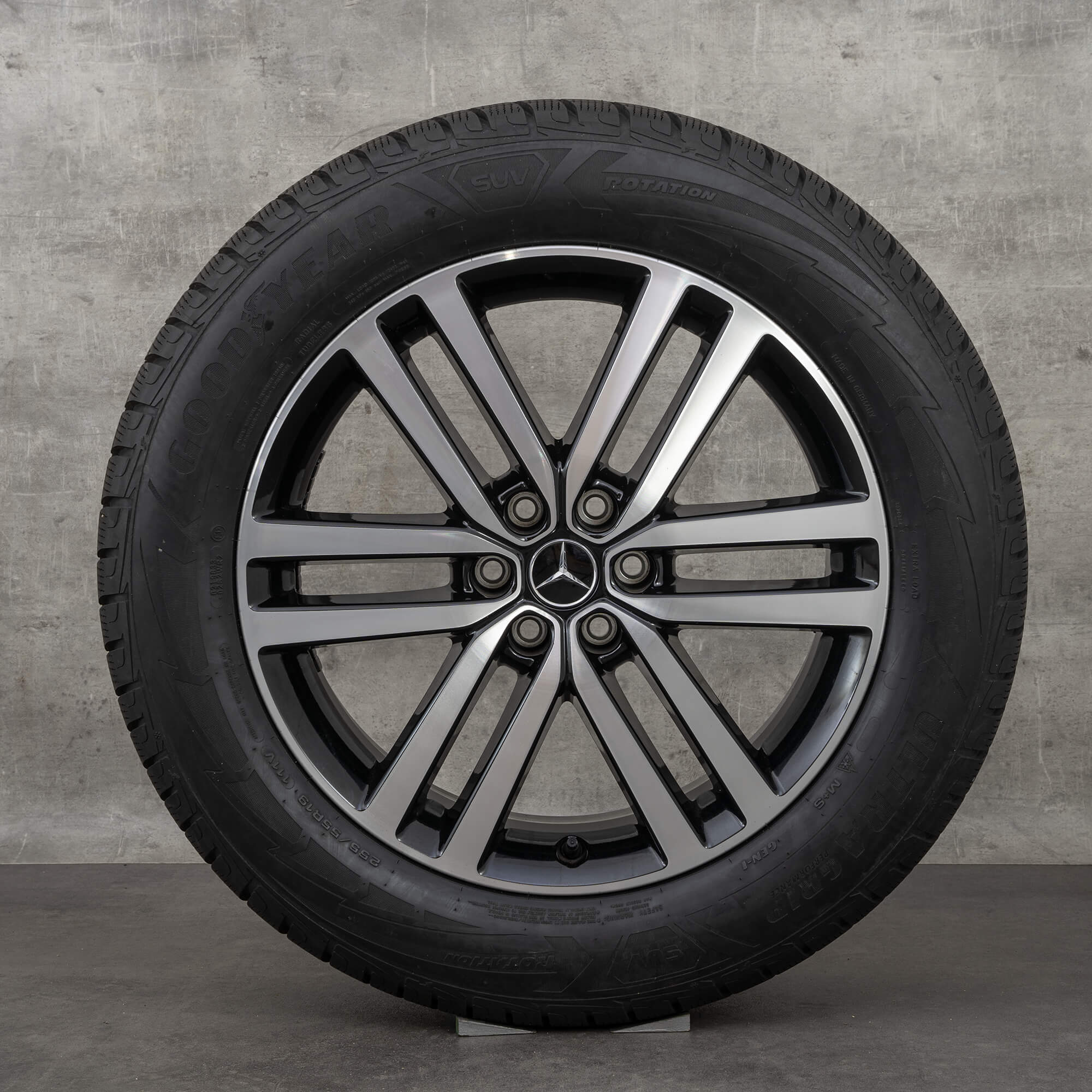 Oryginał Mercedes Benz Klasa X felgi 18 cali W470 letnie koła N849012 czarne błyszczące toczone