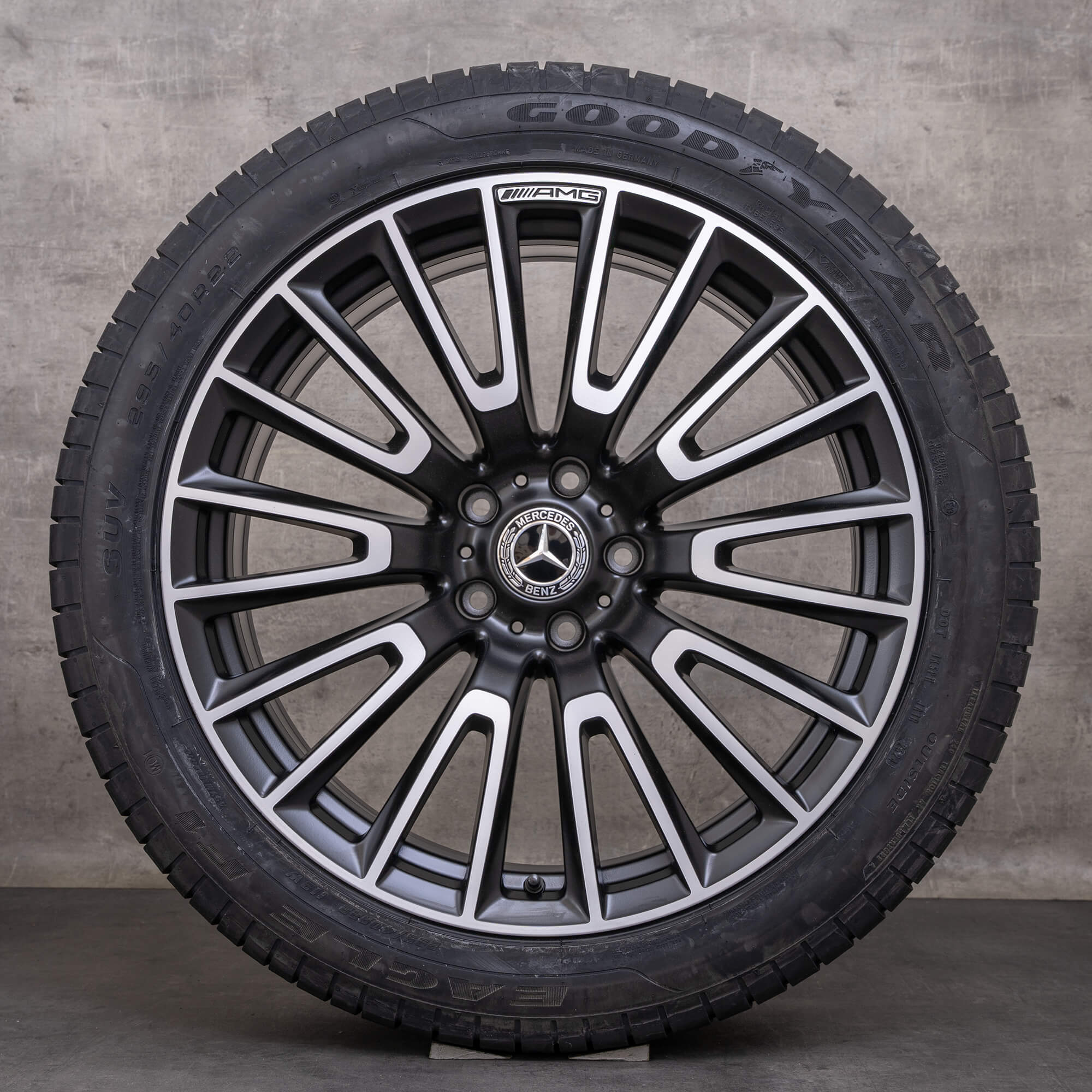 OEM Mercedes Benz G-Class G 63 AMG Rims 22 inch W465 W463A Summer wheels A4654011000 black matt glossy turned NEW