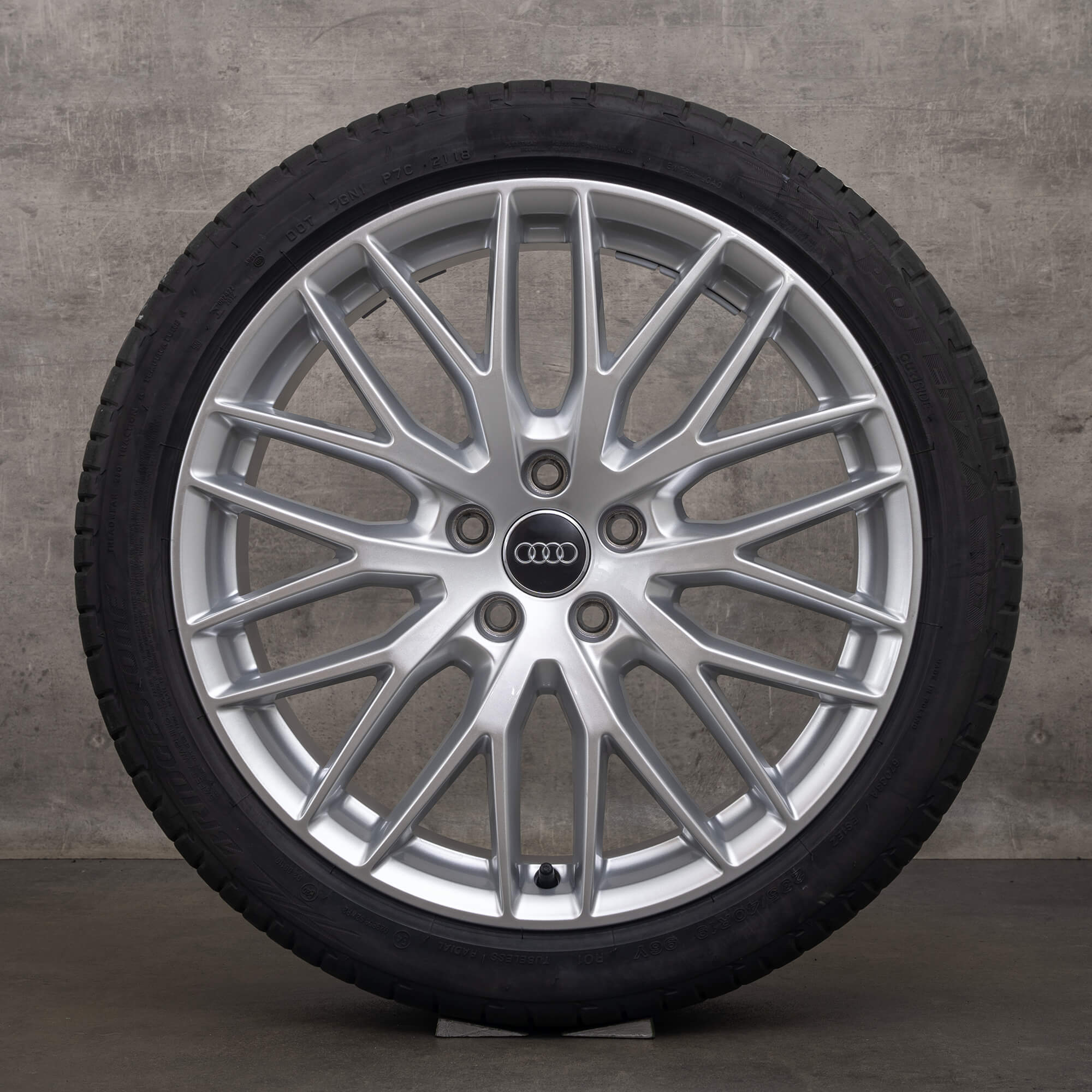 OEM Audi Q2 SQ2 rims 19 inch GA summer wheels 81A601025L silver