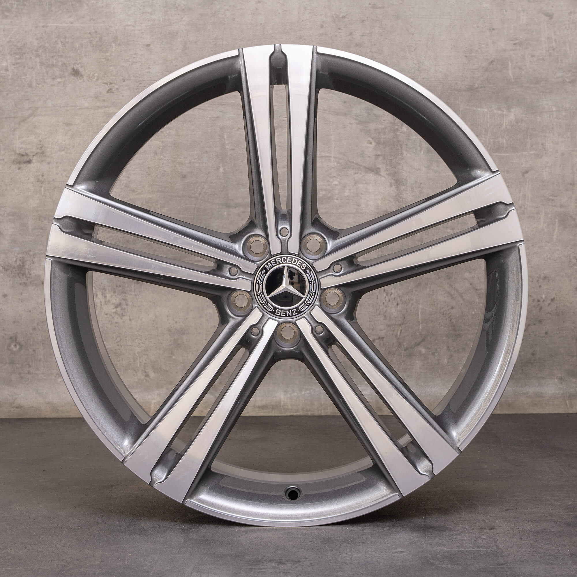 Orijinal Mercedes Benz CLS jantlar 20 inç C257 Coupe A2574010500 A2574010600 himalaya gri parlak tornalanmış