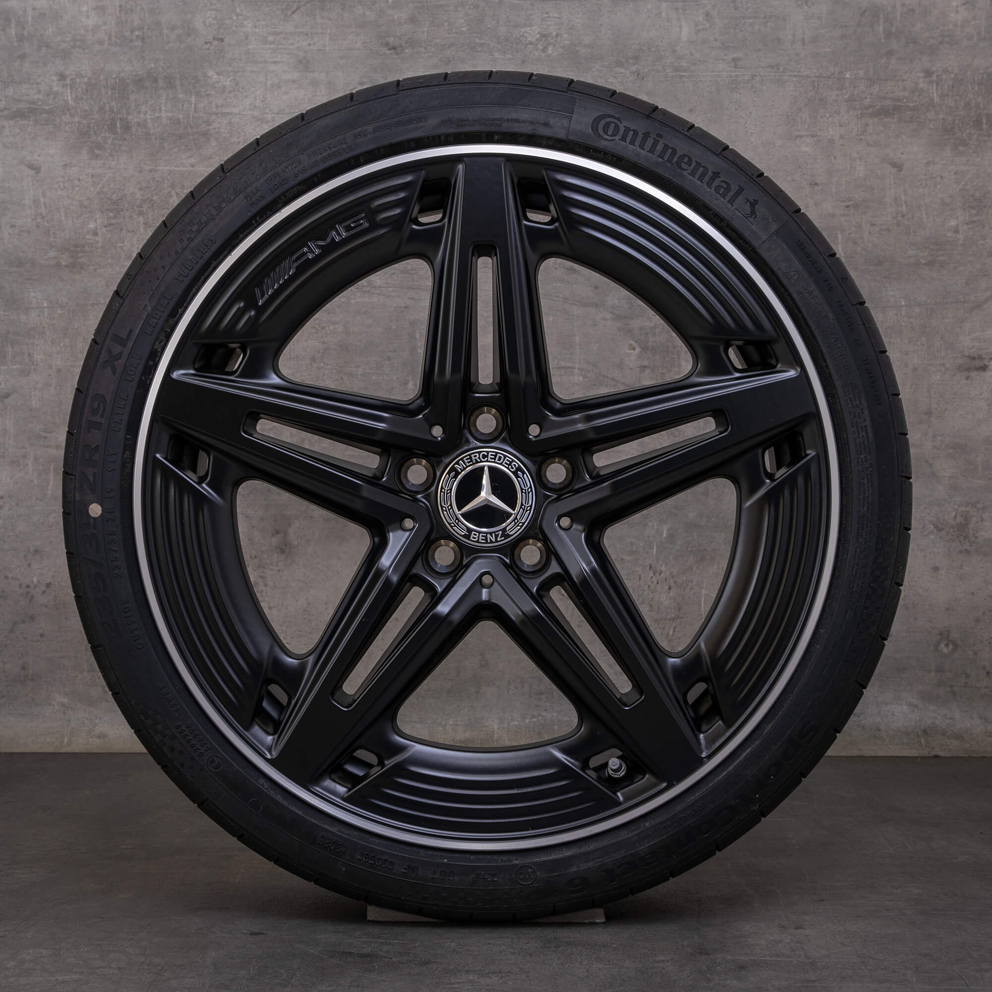 Alkuperäiset Mercedes Benz A-sarjan A35 AMG-vanteet 19 tuuman W177 V177 kesäpyörät A1774014400 musta matta kiillotettu