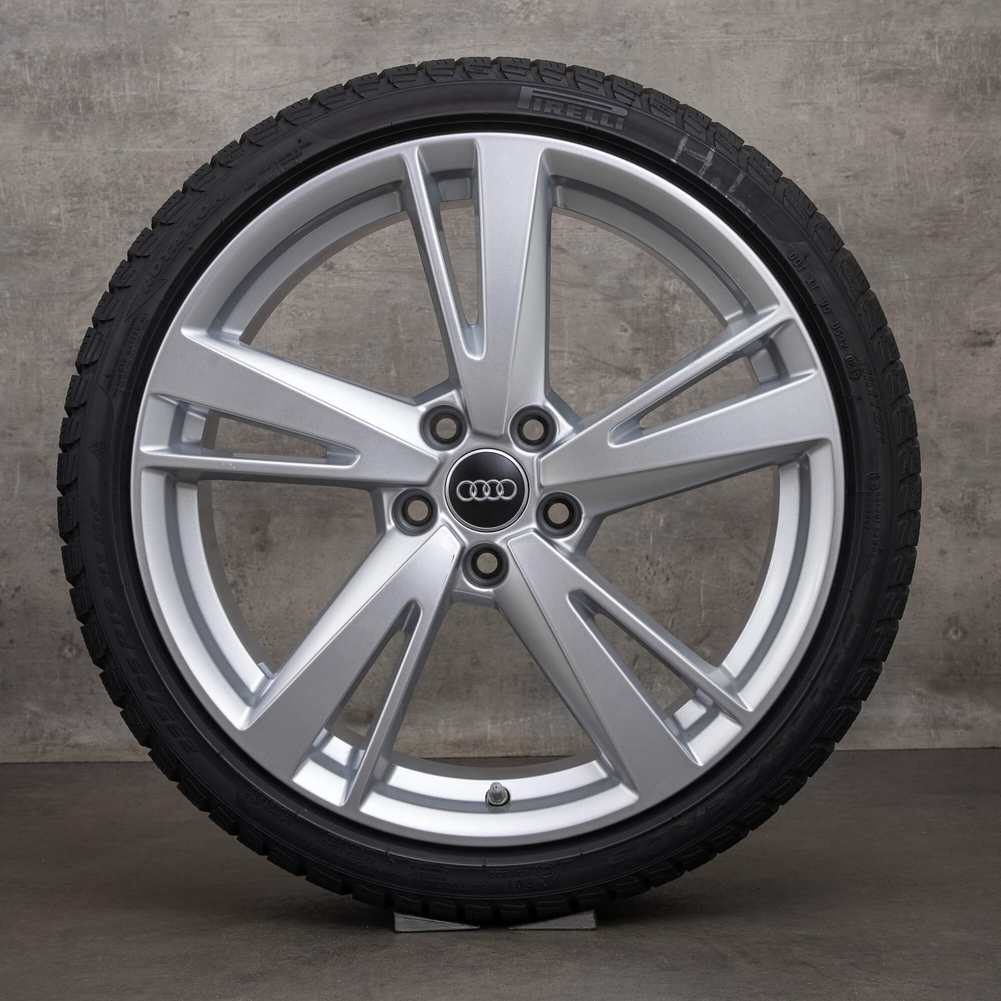 OEM Audi RS3 winter wheels 19 inch 8V rims Blade 8V0601025EJ silver
