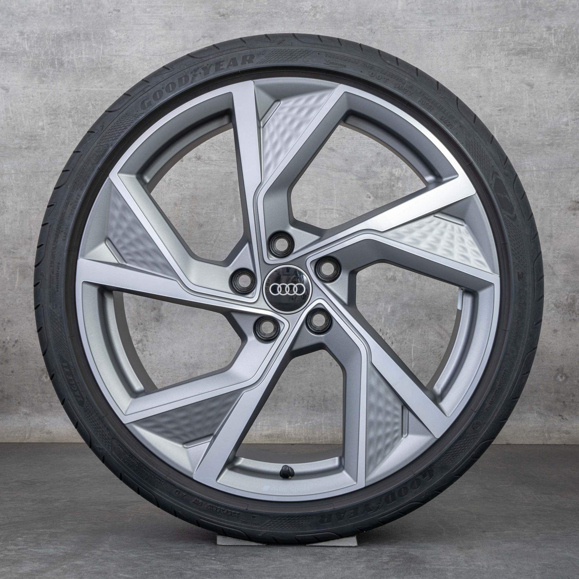 Llantas originales Audi A3 S3 19 pulgadas 8Y 8V ruedas de verano 8Y0601025Q titan mate pulido torneado