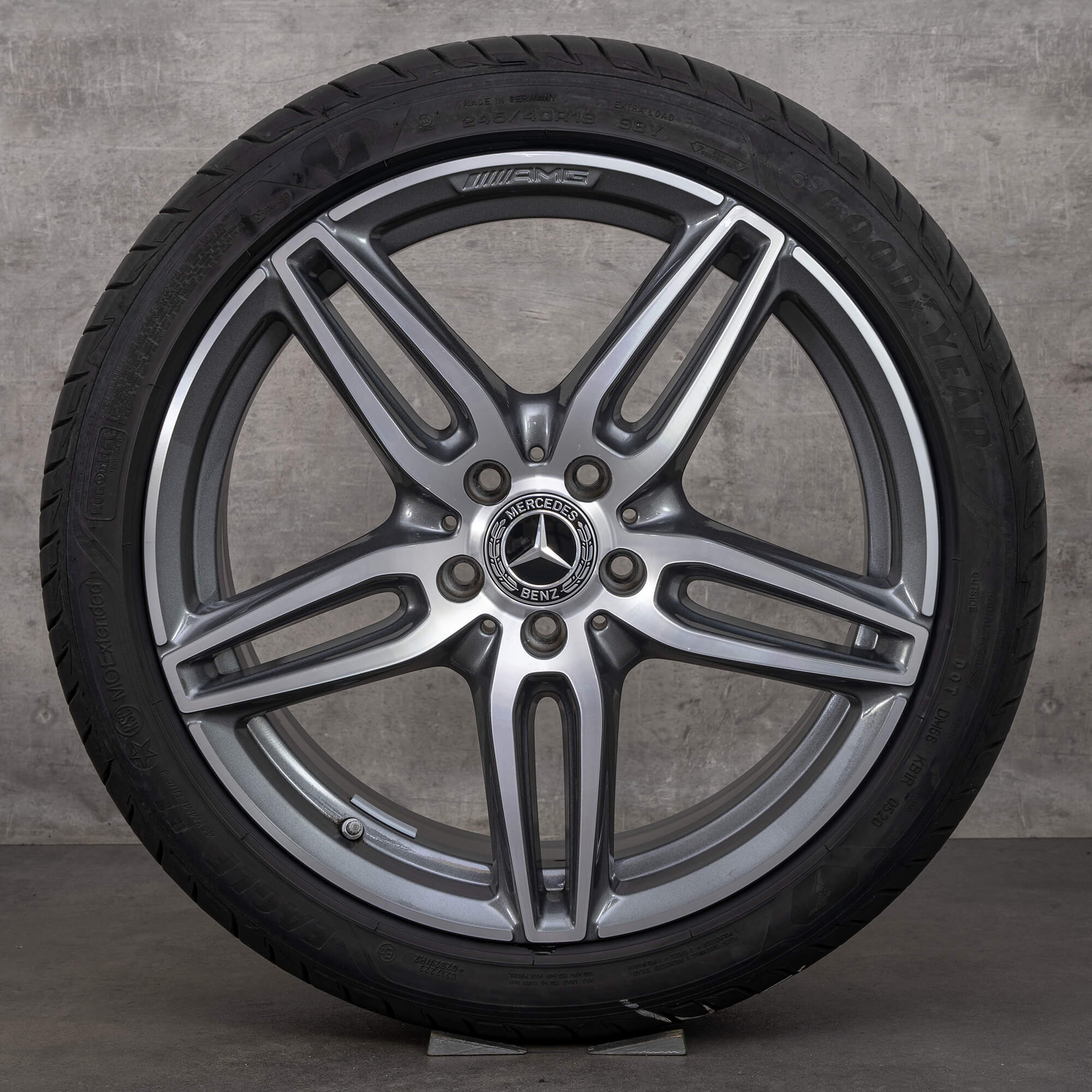 AMG 19 inch rims Mercedes E-Class W213 S213 C238 A238 summer tires