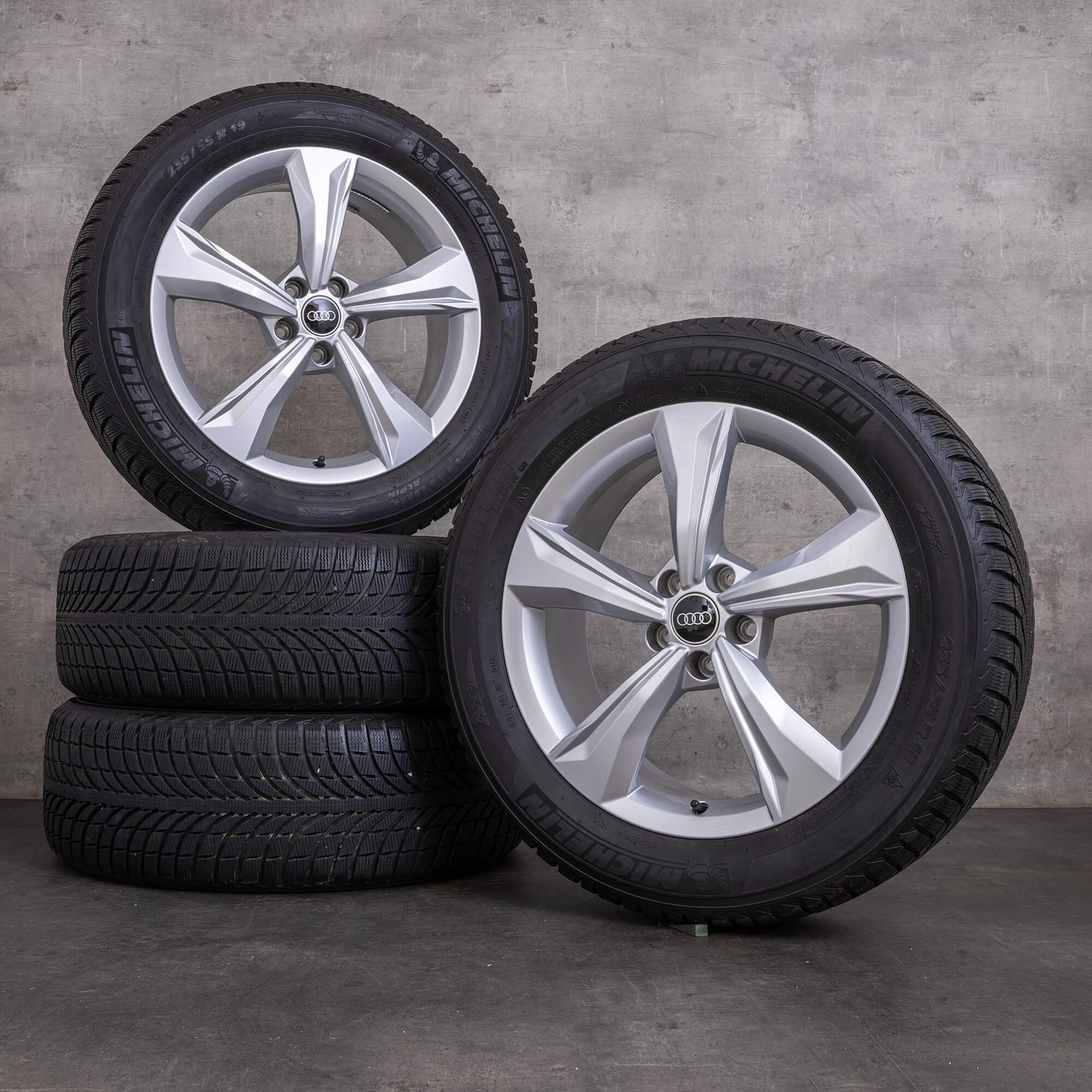 Originale Audi Q5 SQ5 vinterhjul 19 tommers FY felger 80A601025K dynamisk design sølv