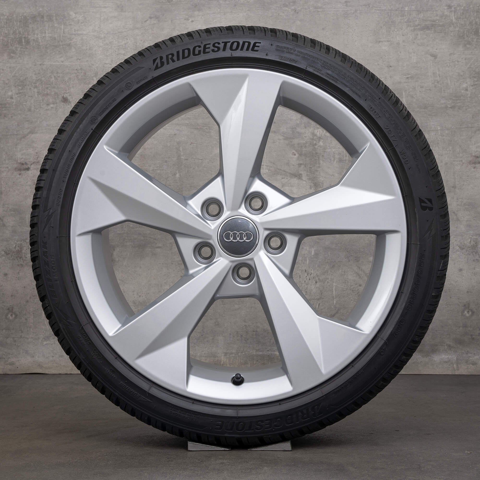 Audi A3 S3 8Y rodas de inverno pneus jantes alumínio 18 polegadas 8Y0601025J 7