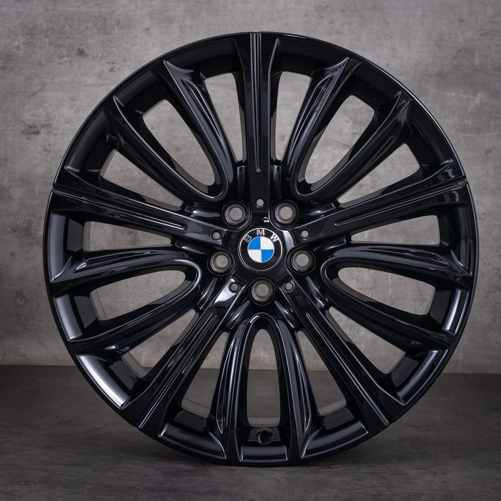 Original BMW 7er 6er GT Felgen 20 Zoll G11 G12 G32 6863110 6863111 Styling 628 jet black uni lackiert - Felge 3 von 4