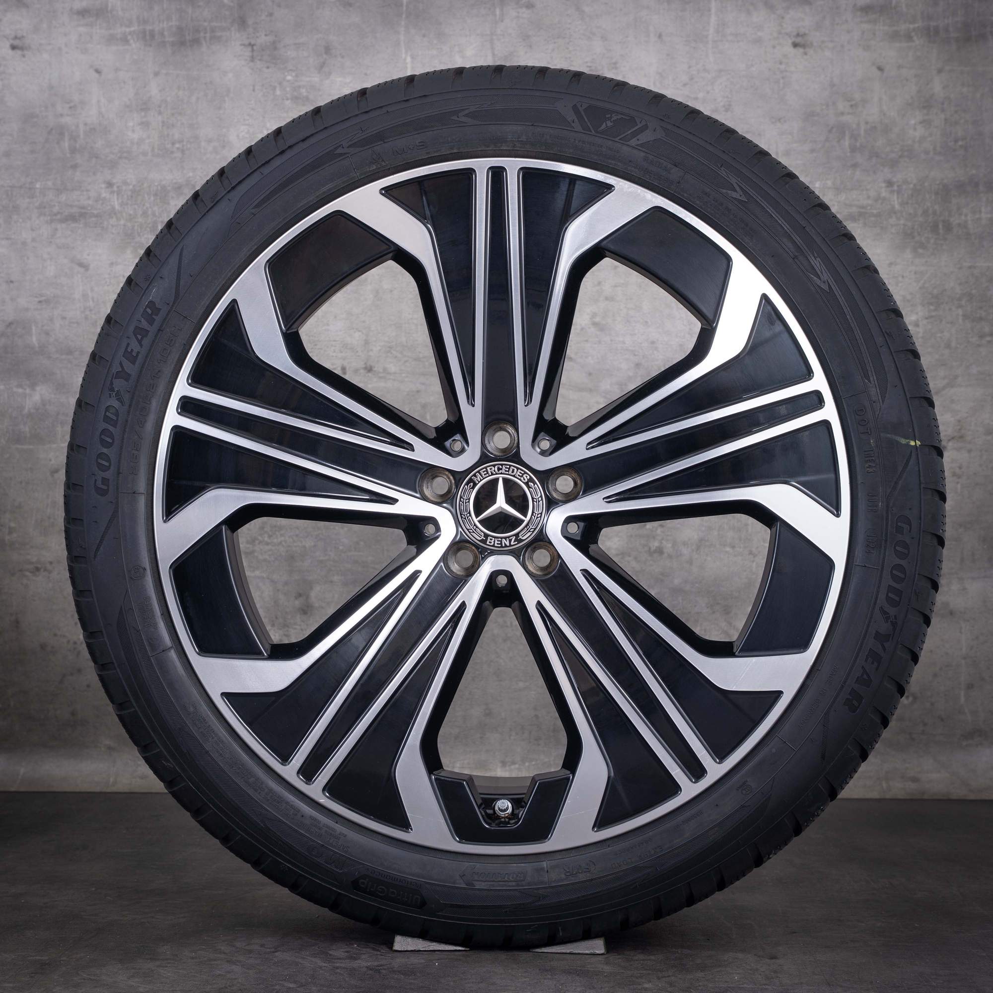 OEM Mercedes-Benz EQE 21inch SUV X294 winter wheels A2944010200 Black diamond cut