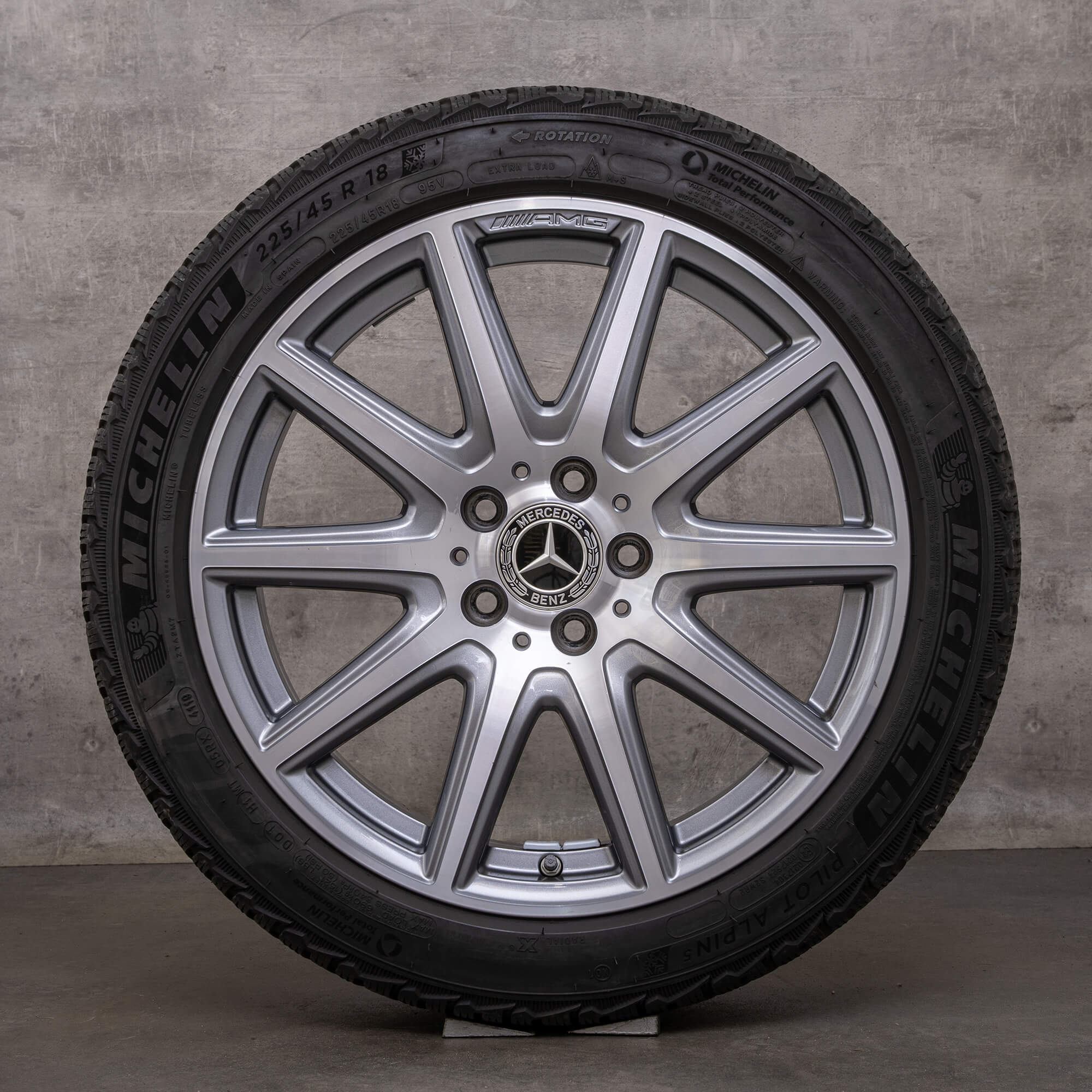 Originale AMG Mercedes Benz A-Klasse A45 & S CLA 35 45 vinterdekk 18-tommers W177 C118 felger A1774013900 himalaya grey glossy turned