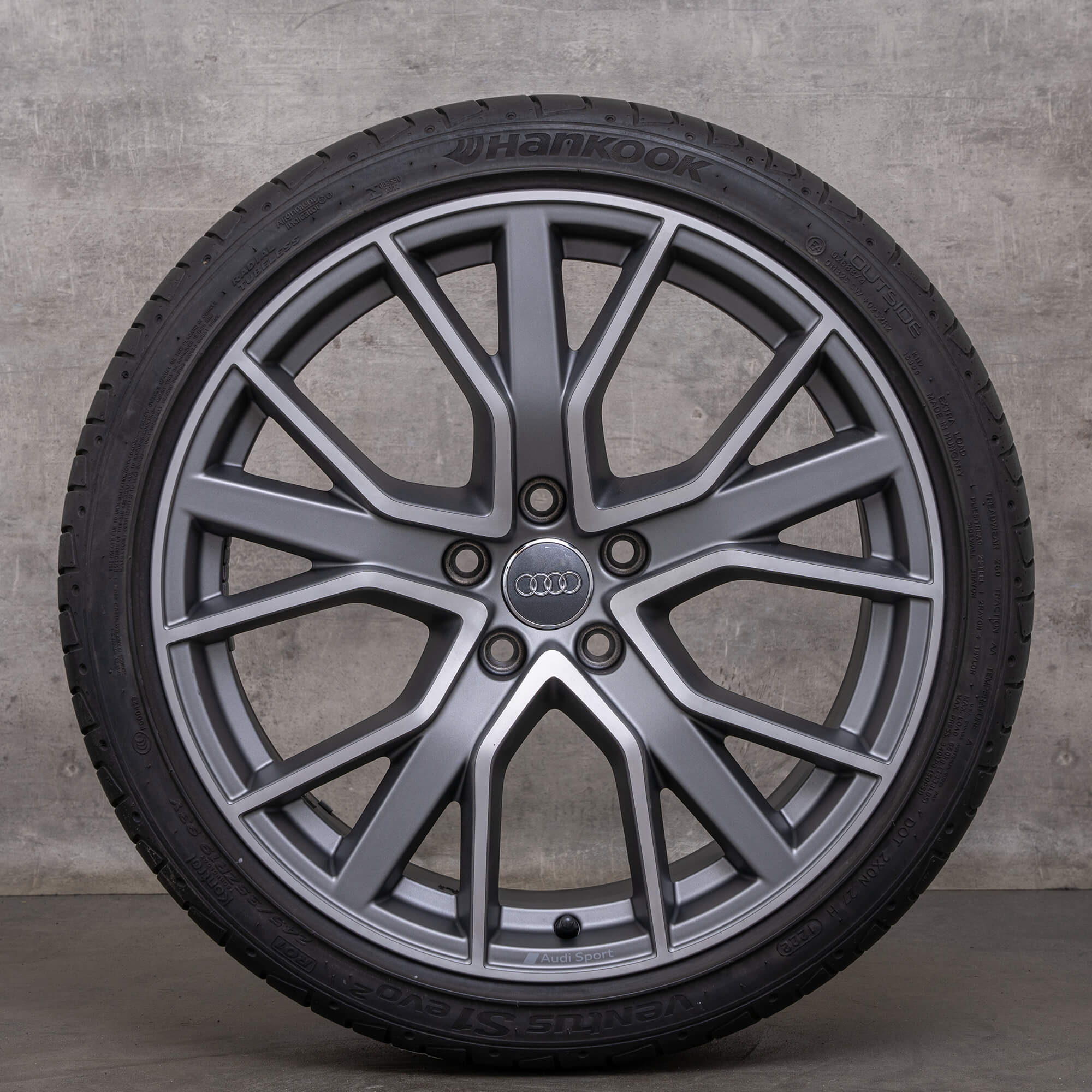 Originale Audi A4 S4 fælge 19 tommer 8W B9 sommerhjul 8W0601025DH antracit poleret