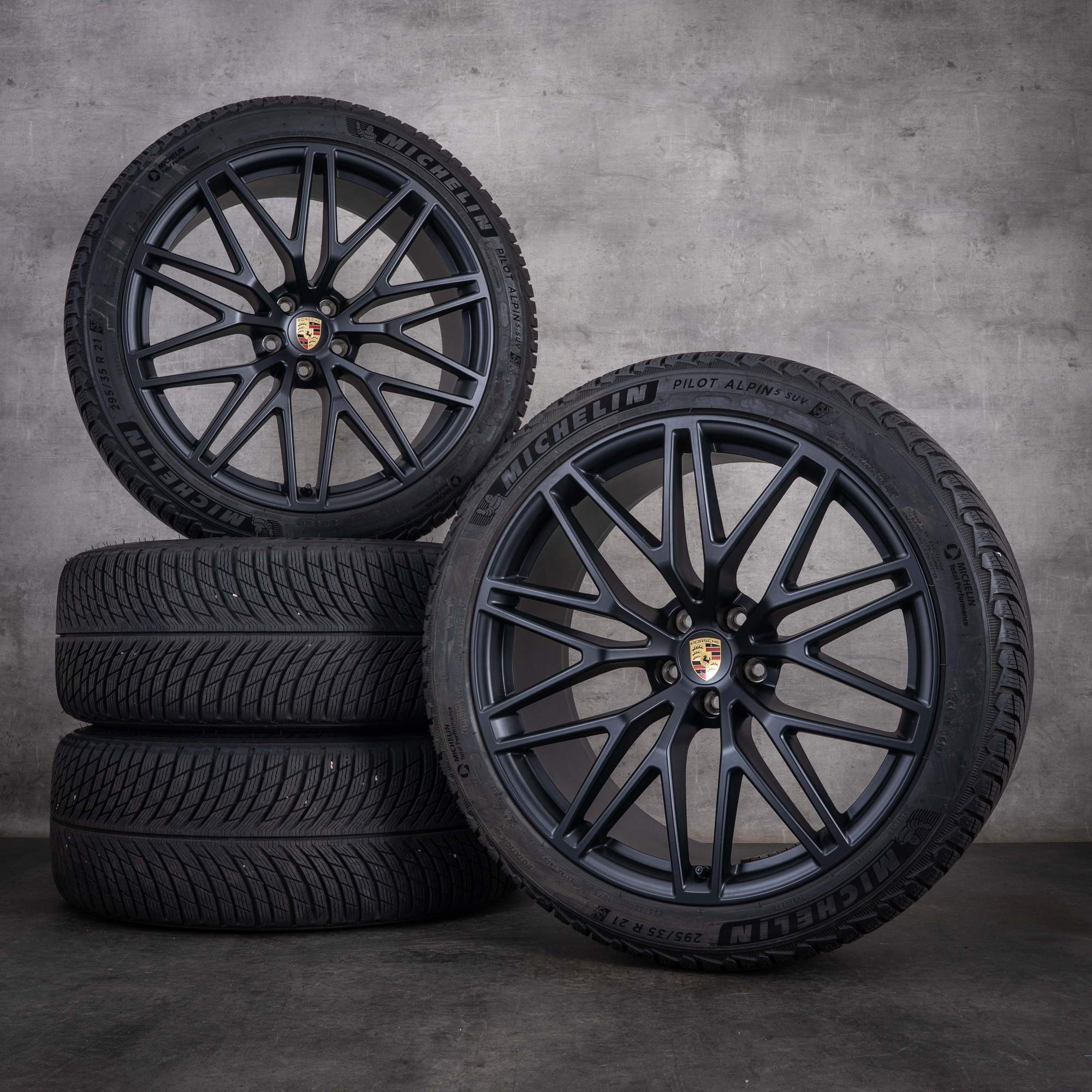 Original Porsche Macan III Winterräder 21 Zoll S GTS Felgen 95B601025HJ 95B601025HK schwarz matt