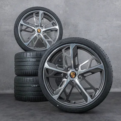 Originale Porsche Taycan 9J1 Räder mit Sommerreifen Originale Porsche Taycan 9J1 Räder mit Sommerreifen 21 Zoll