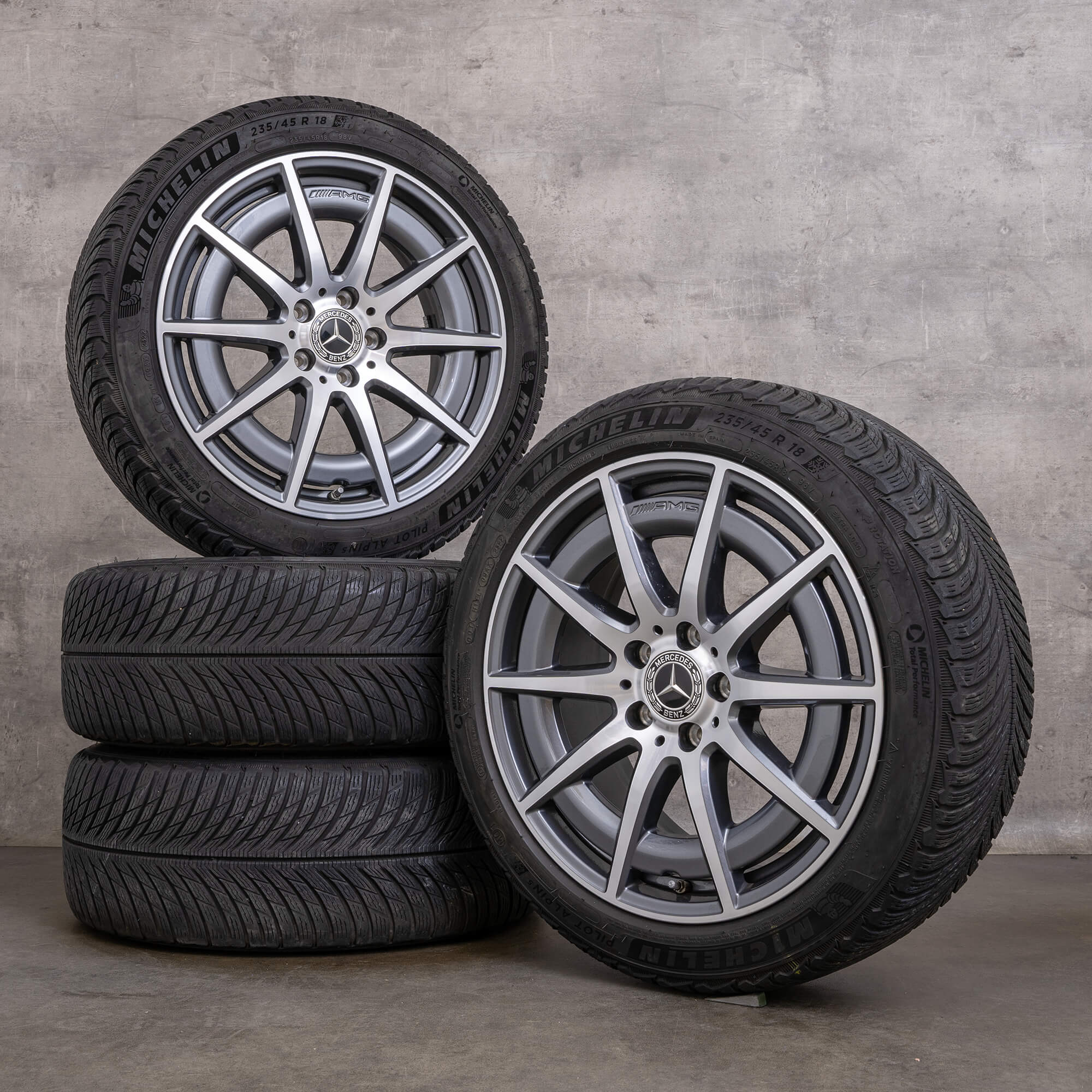 Neumáticos de invierno originales AMG Mercedes Benz Clase C C43 18 pulgadas W206 S206 llantas A2064012100 gris himalaya brillante torneado