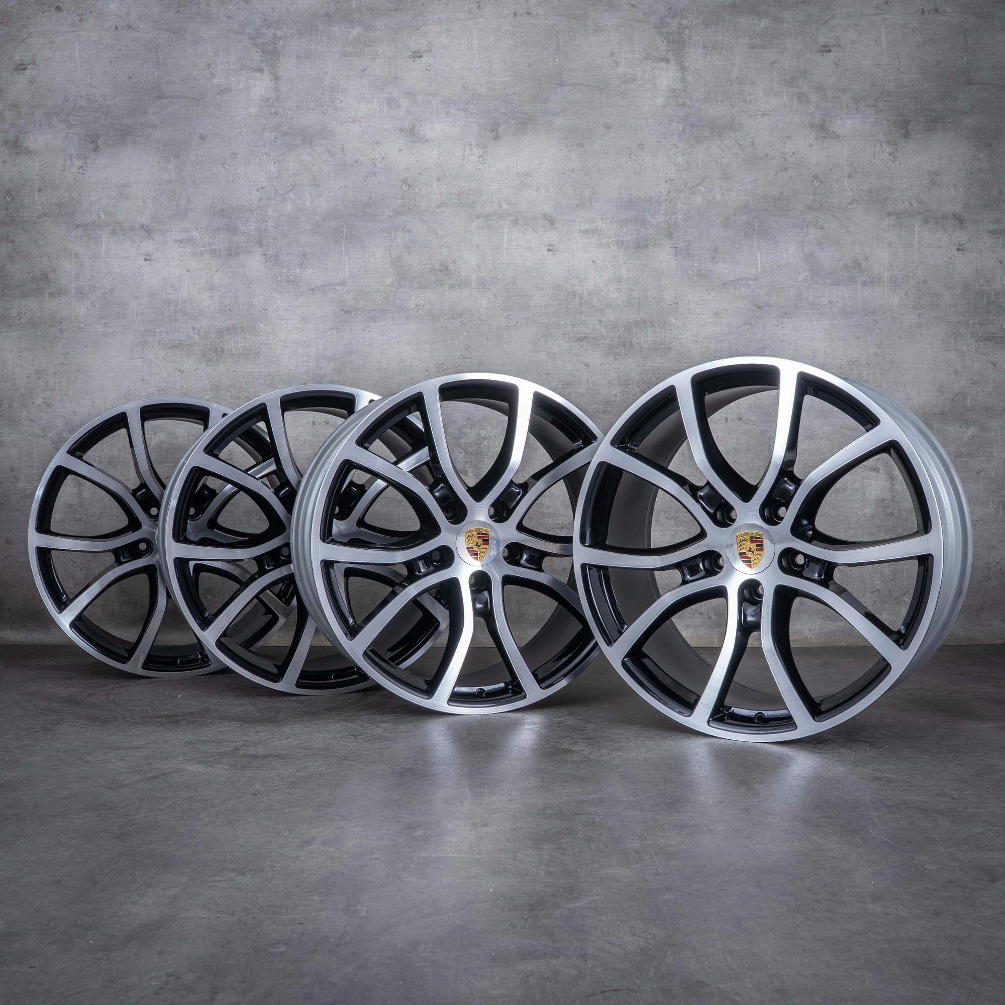 Alkuperäiset Porsche Cayenne vanteet 21 tuuman 9YA E3 I II 9Y0601025BH 9Y0601025BJ musta Kiillotettu.