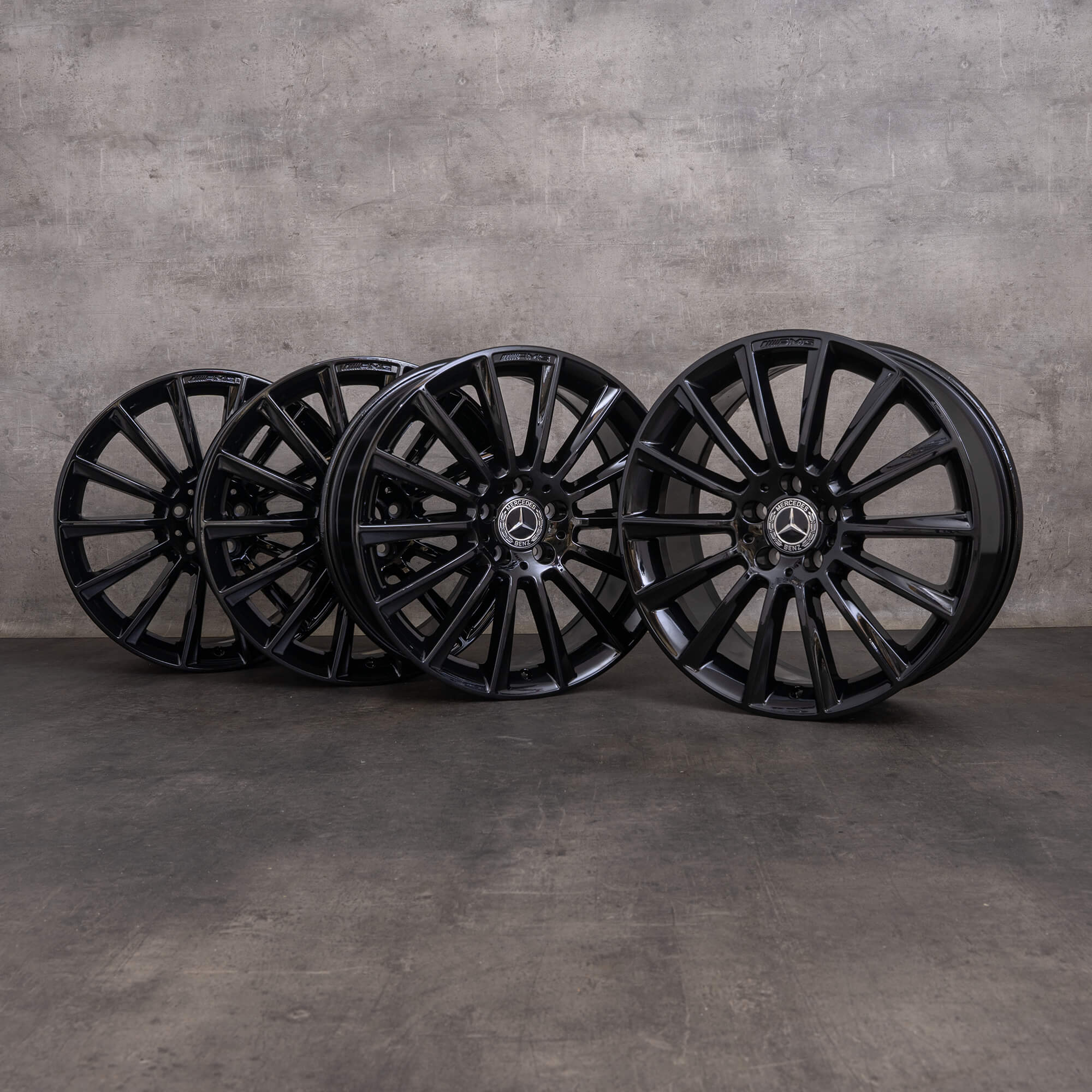 Orijinal Mercedes Benz C-Serisi AMG jantlar 19 inç W205 S205 C205 A205 A2054011300 A2054011400 siyah parlak