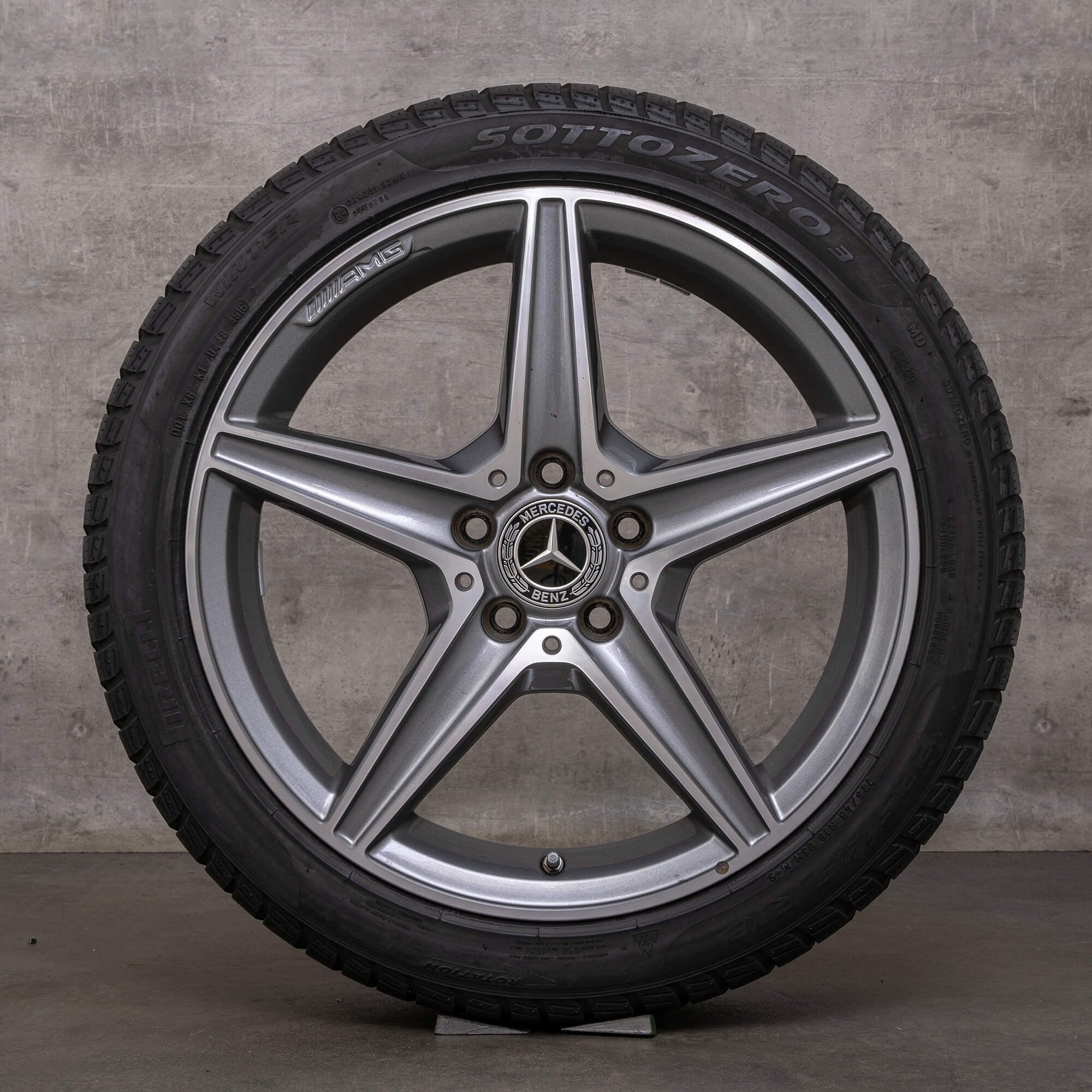 Alkuperäiset Mercedes Benz C-sarjan AMG talvirenkaat 18 tuuman W205 S205 C205 A205 vanteet A2054011100 himalaya grey kiillotettu