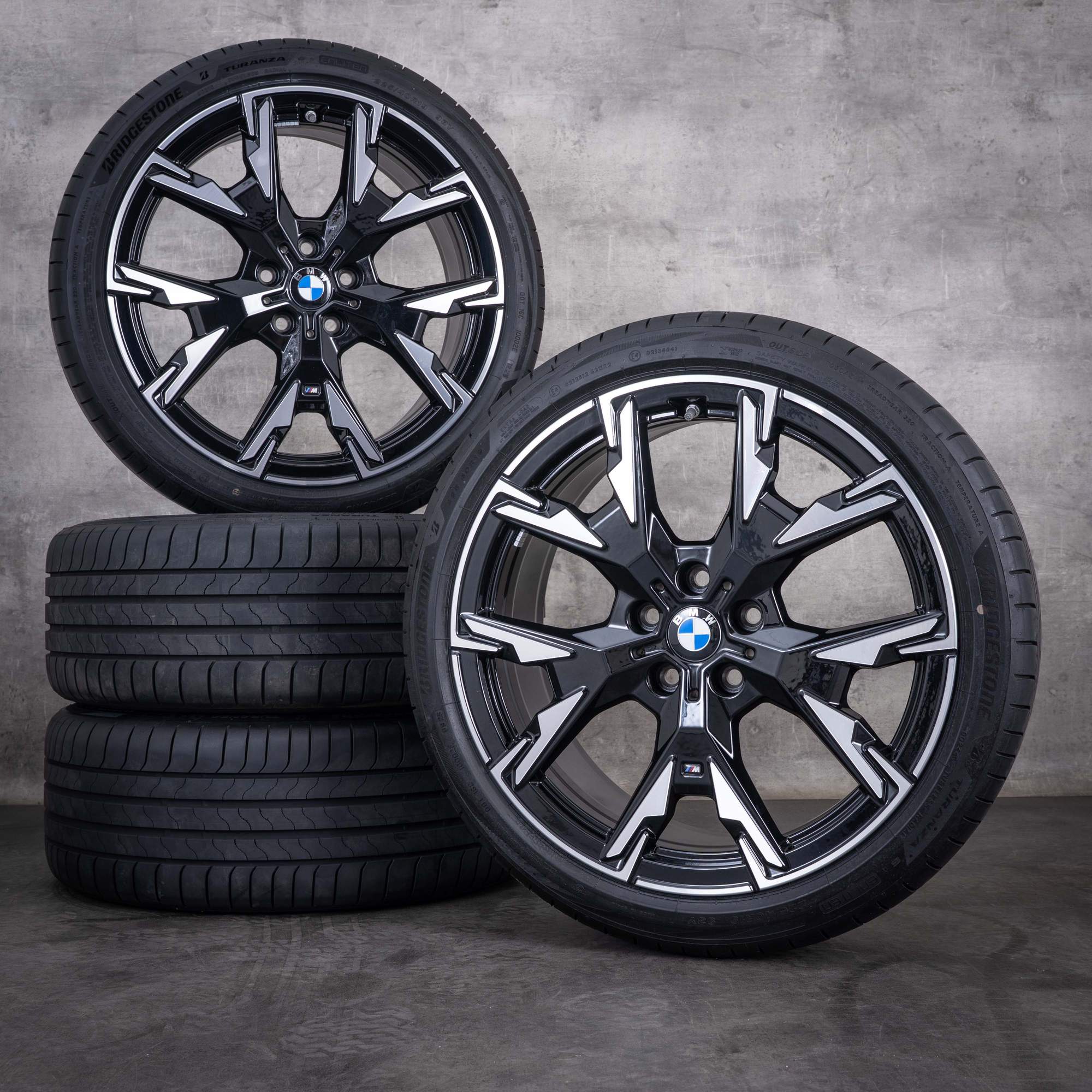 Oryginalne felgi BMW serii 1 i Serii 2 19 cali F70 F74 Gran Coupe opony letnie stylizacja 976 M 5A45267 czarne diamond cut opony letnie